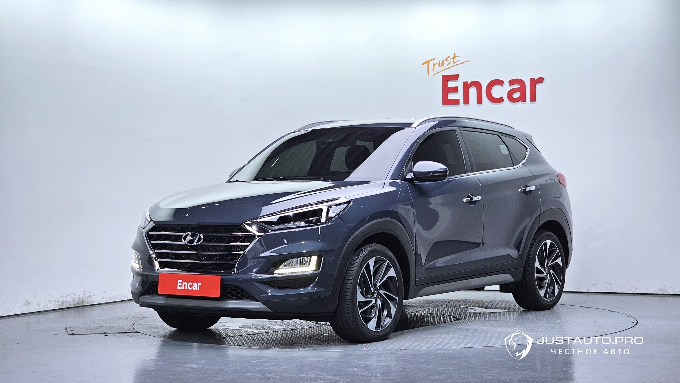 Автомобиль Hyundai Tucson
