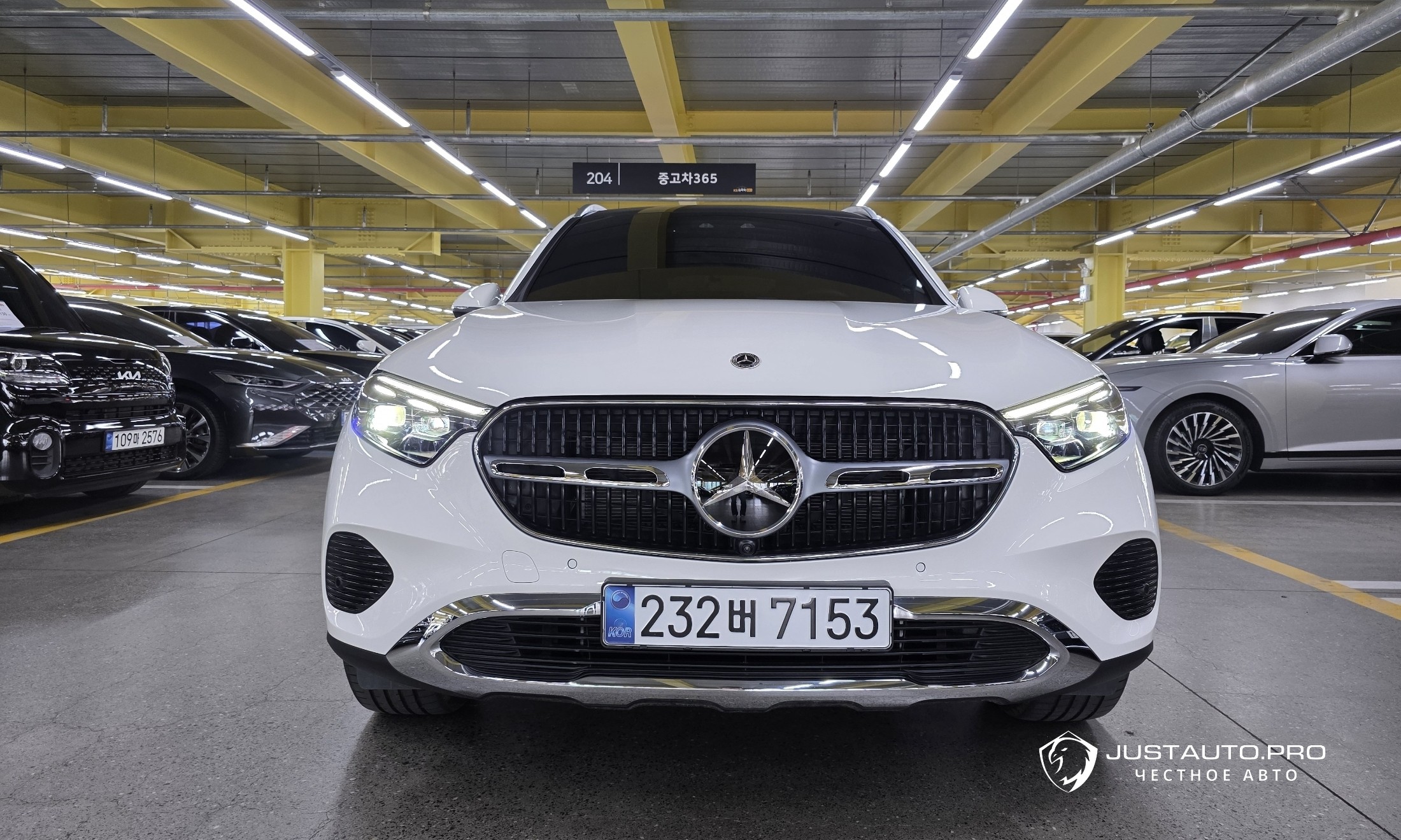Автомобиль Mercedes-Benz GLC-Class