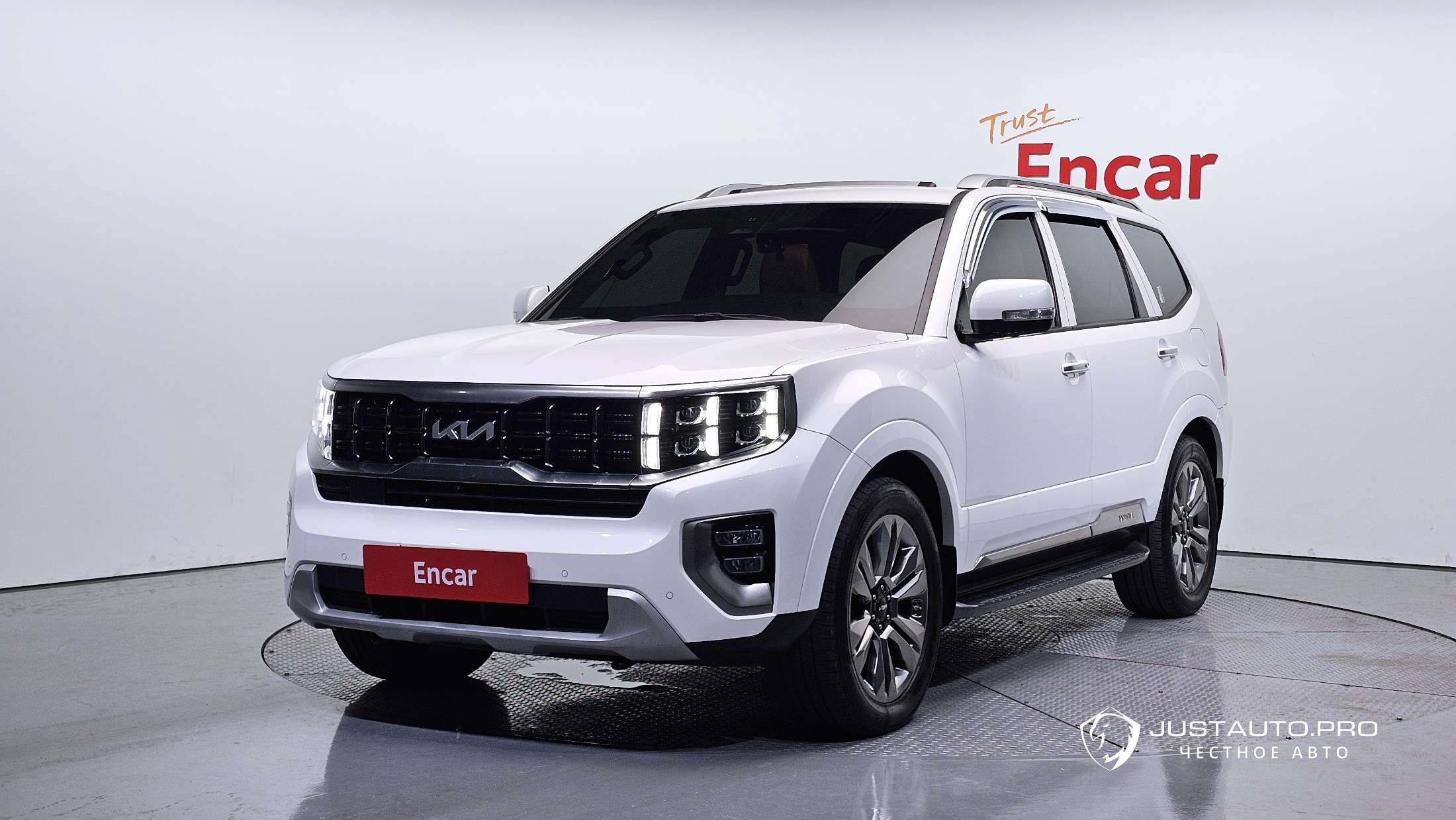Автомобиль Kia Mohave