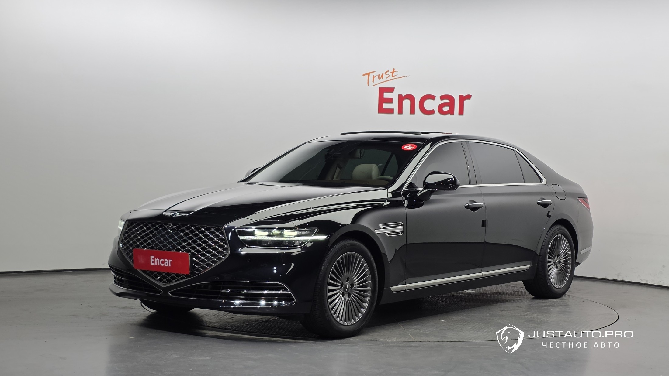 Автомобиль Genesis G90