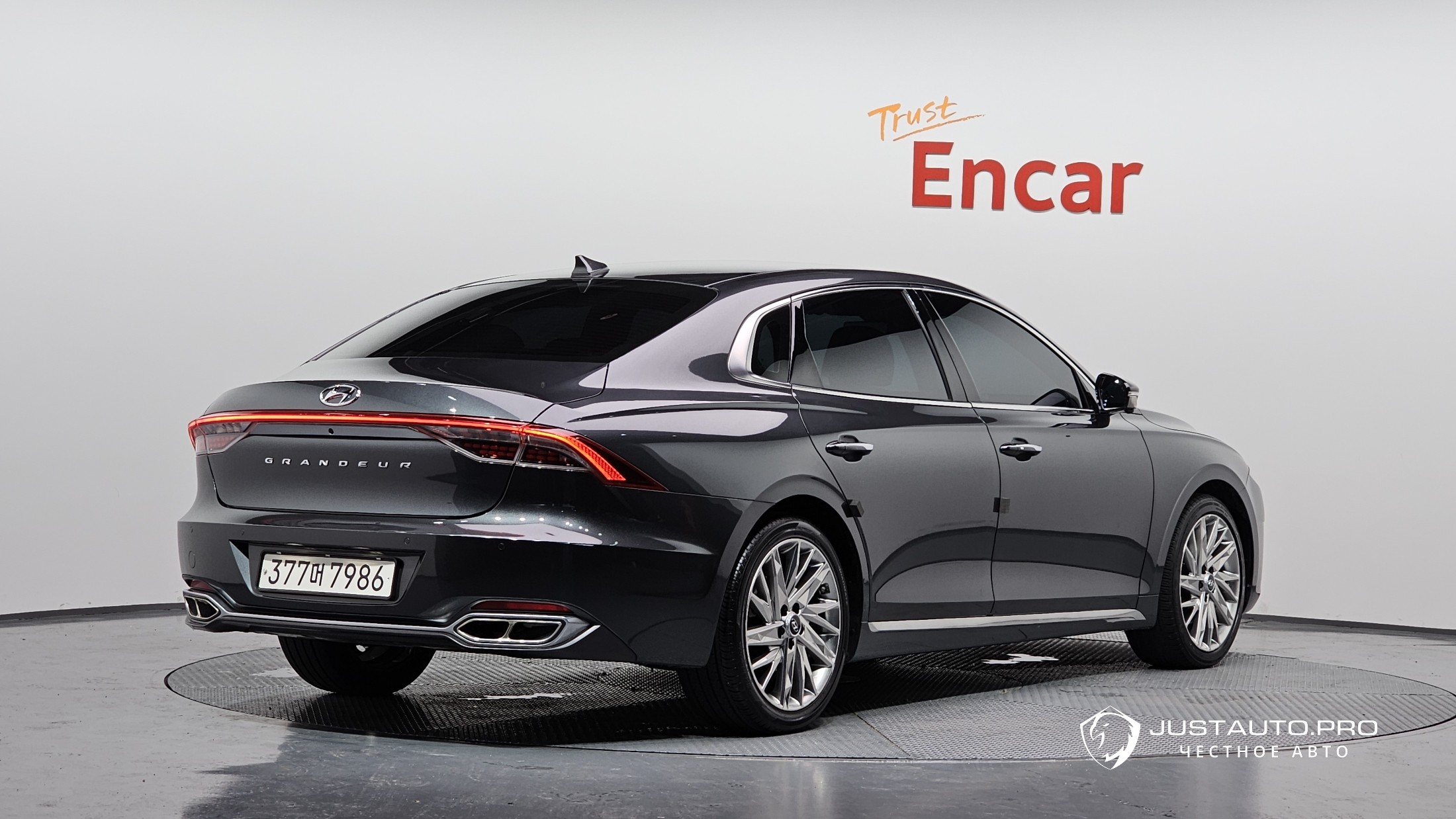 Автомобиль Hyundai Grandeur