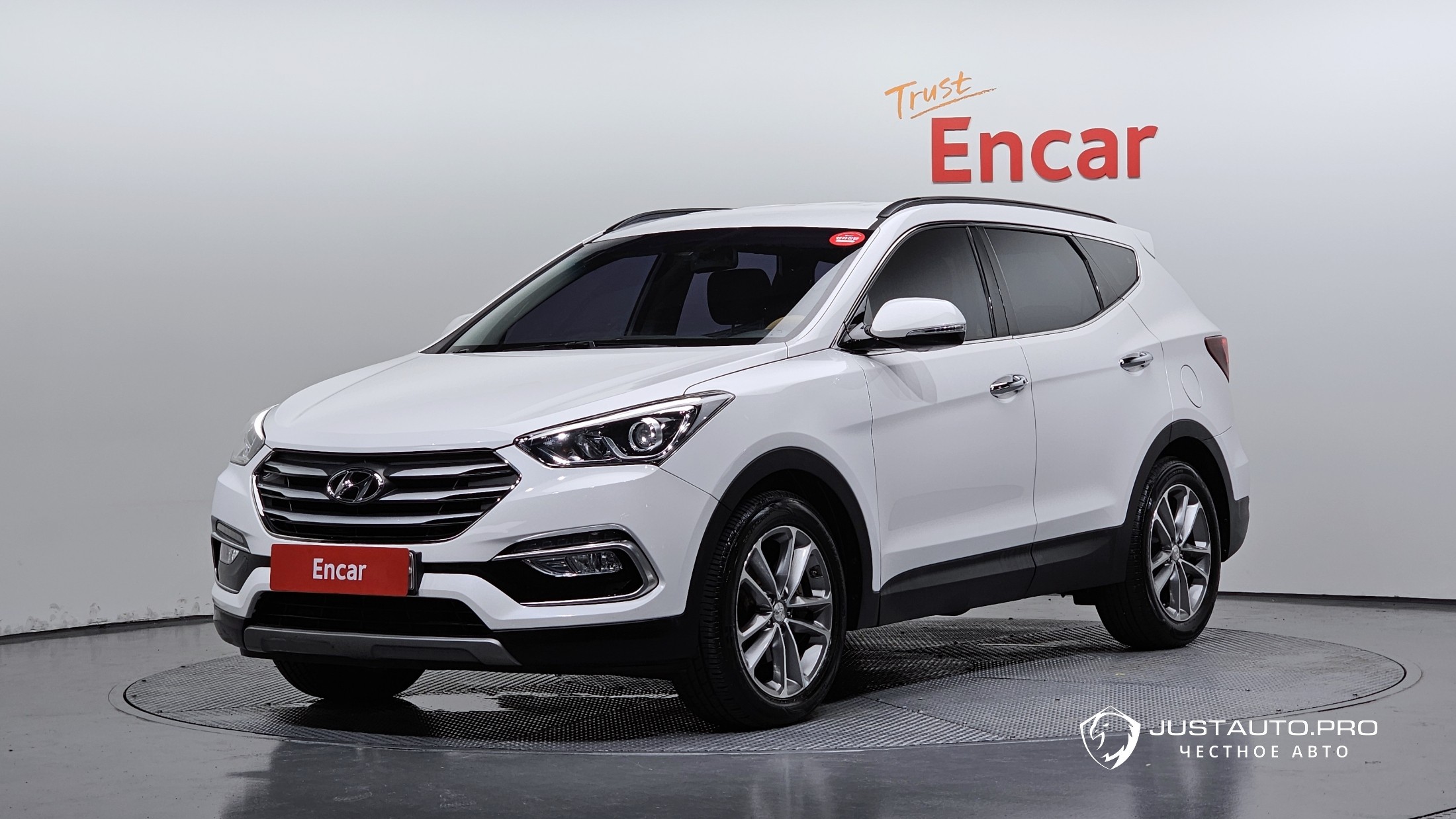 Автомобиль Hyundai Santafe