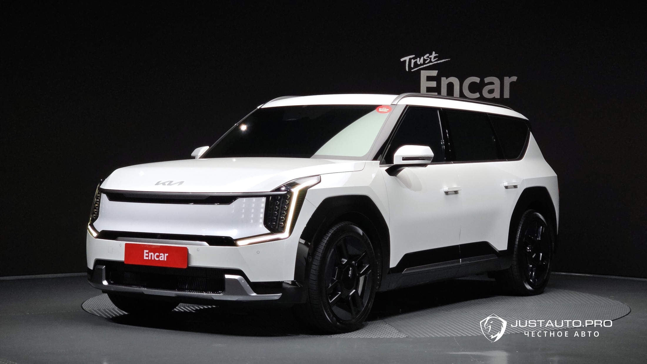 Автомобиль Kia EV9