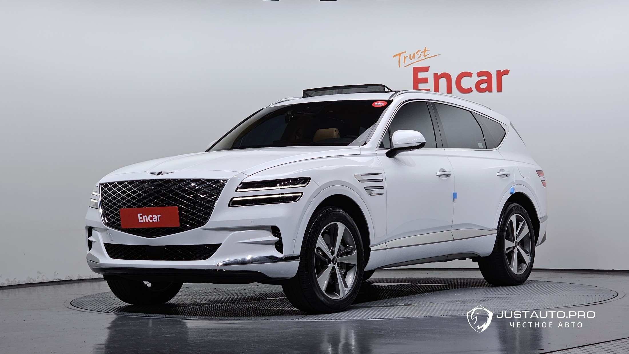 Автомобиль Genesis GV80