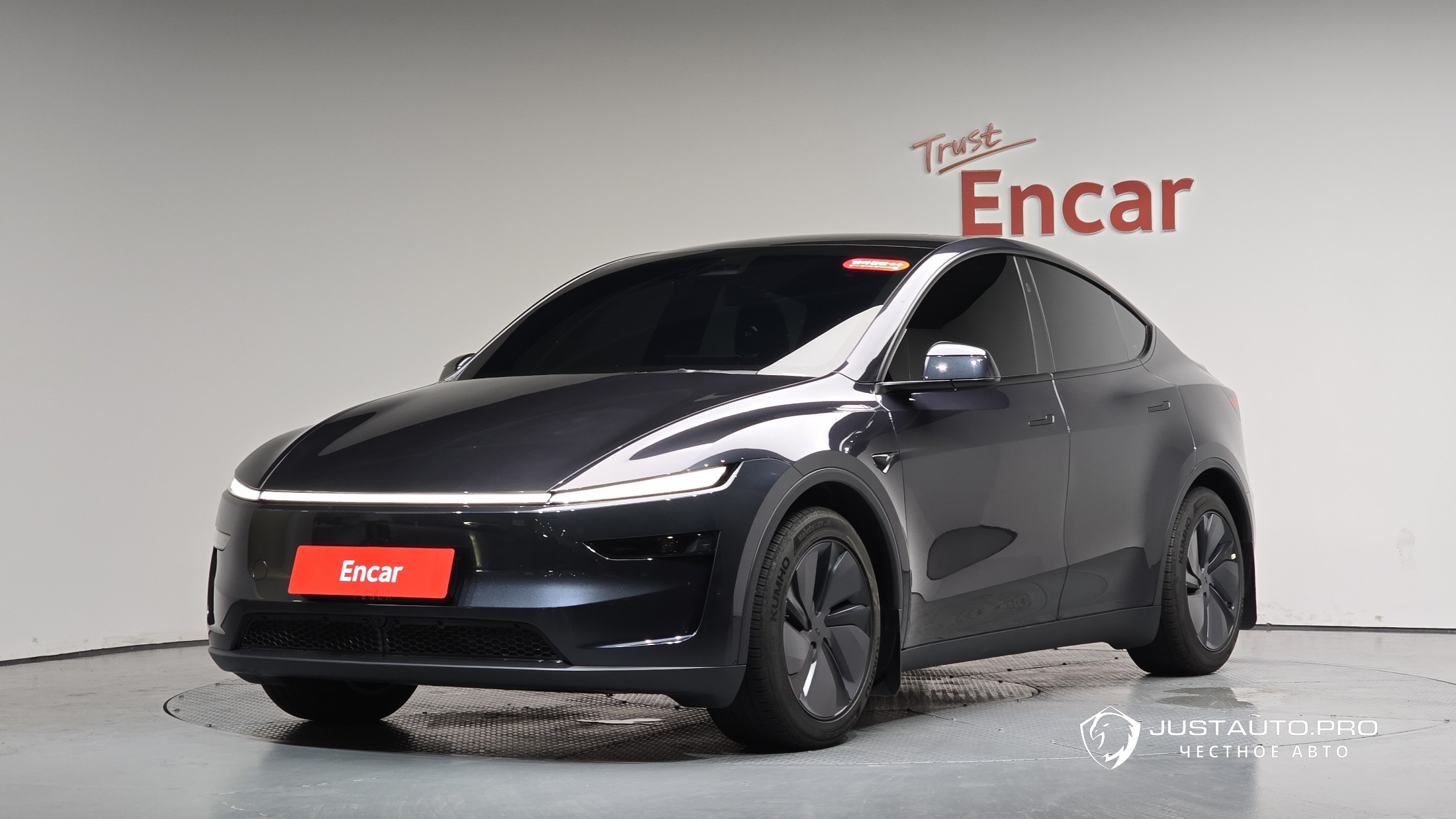 Автомобиль Tesla Model Y
