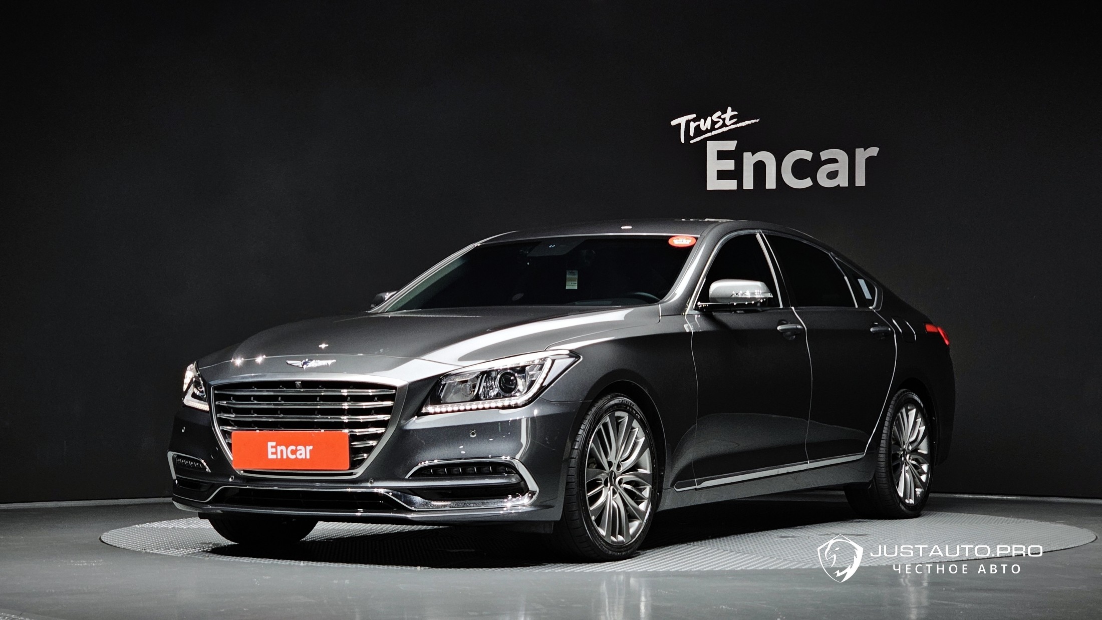 Автомобиль Genesis G80
