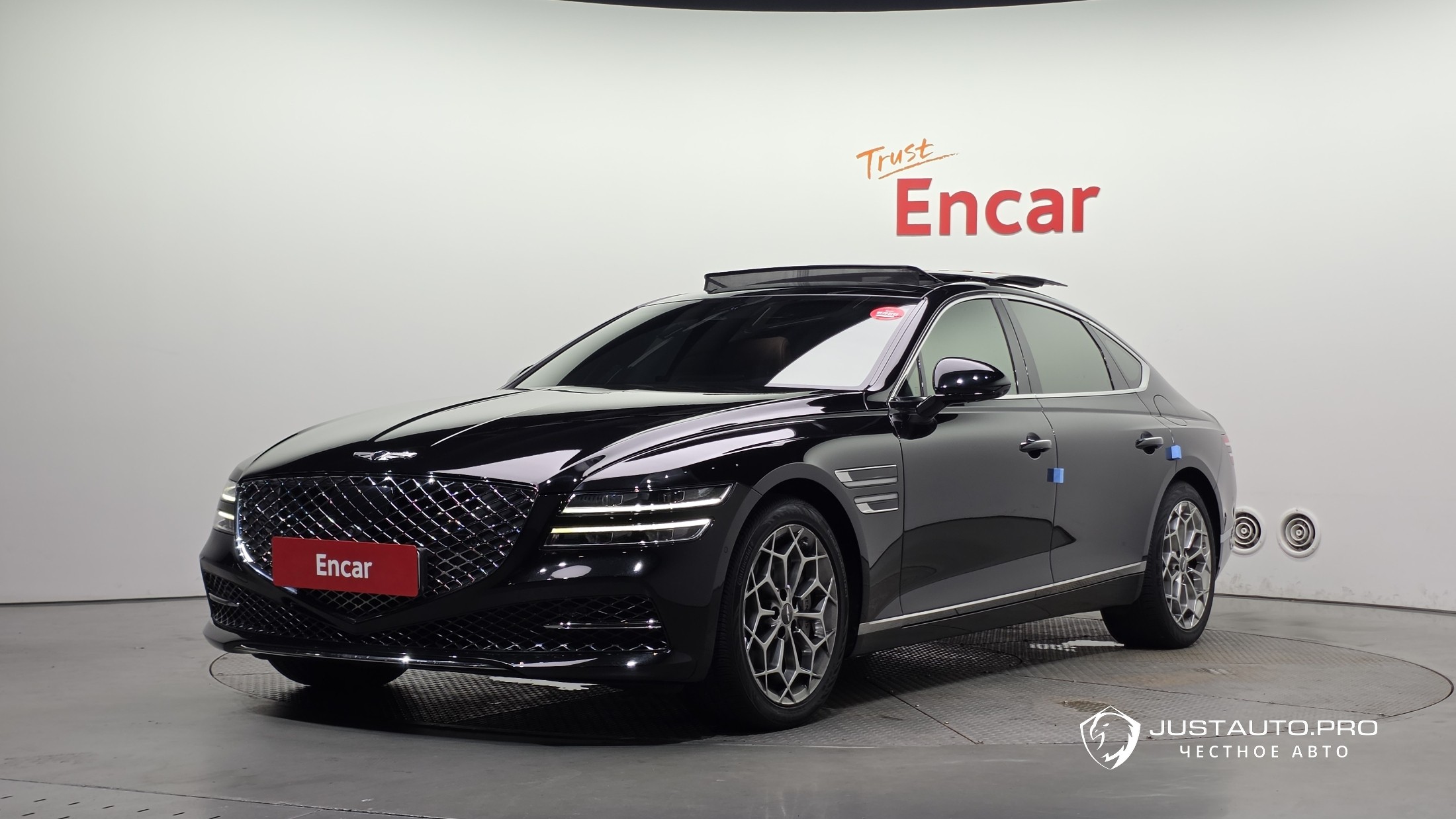 Автомобиль Genesis G80