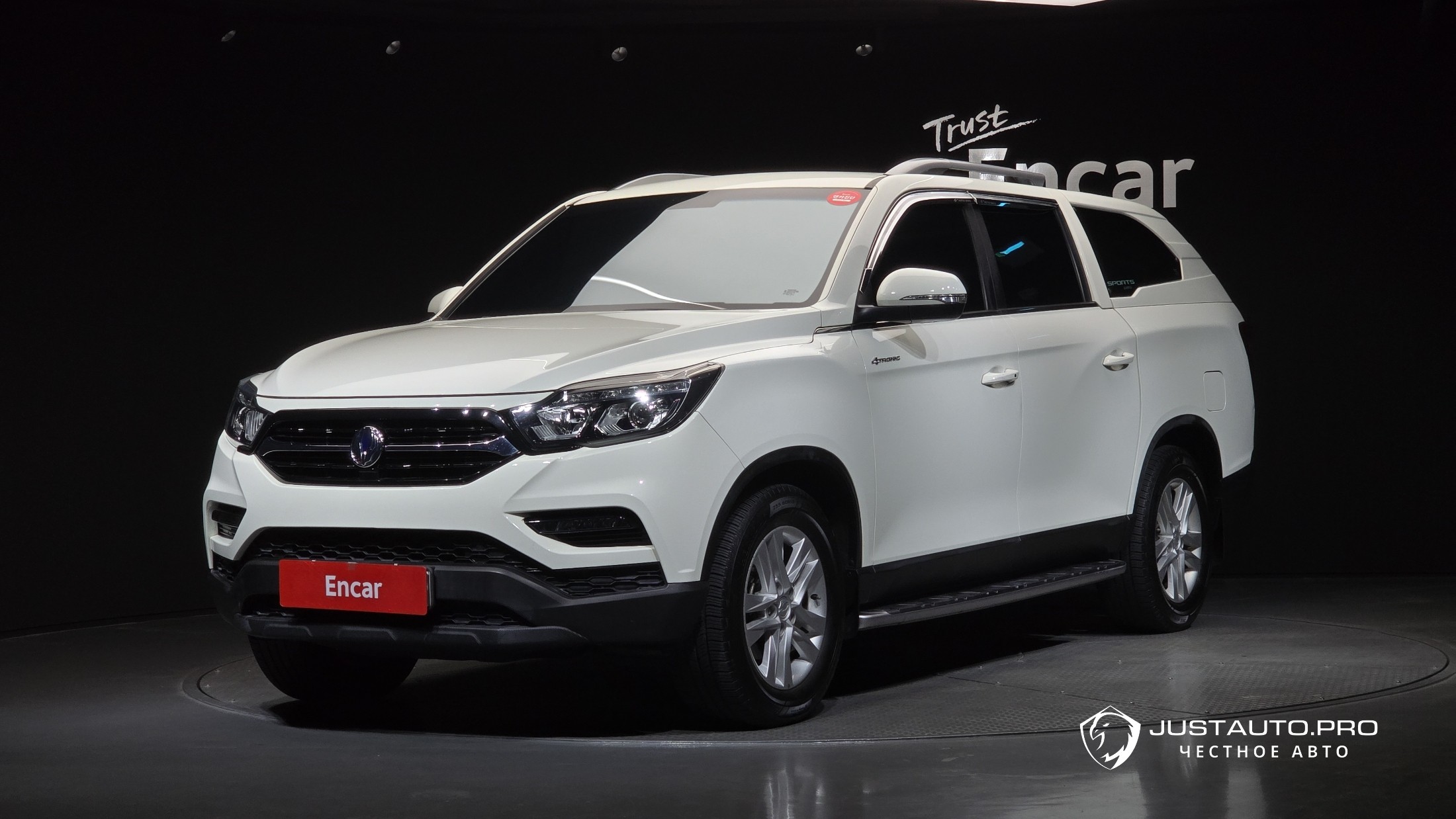 Автомобиль KG_Mobility_Ssangyong Rexton