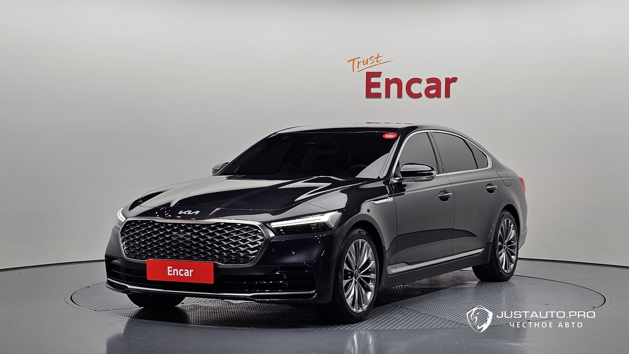 Автомобиль Kia K9