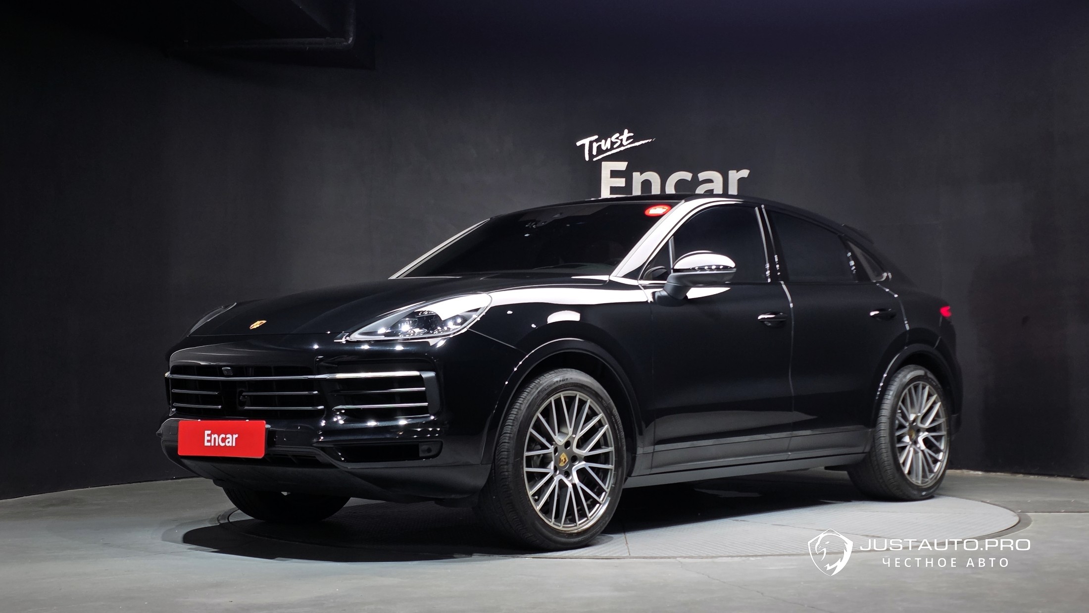 Автомобиль Porsche Cayenne