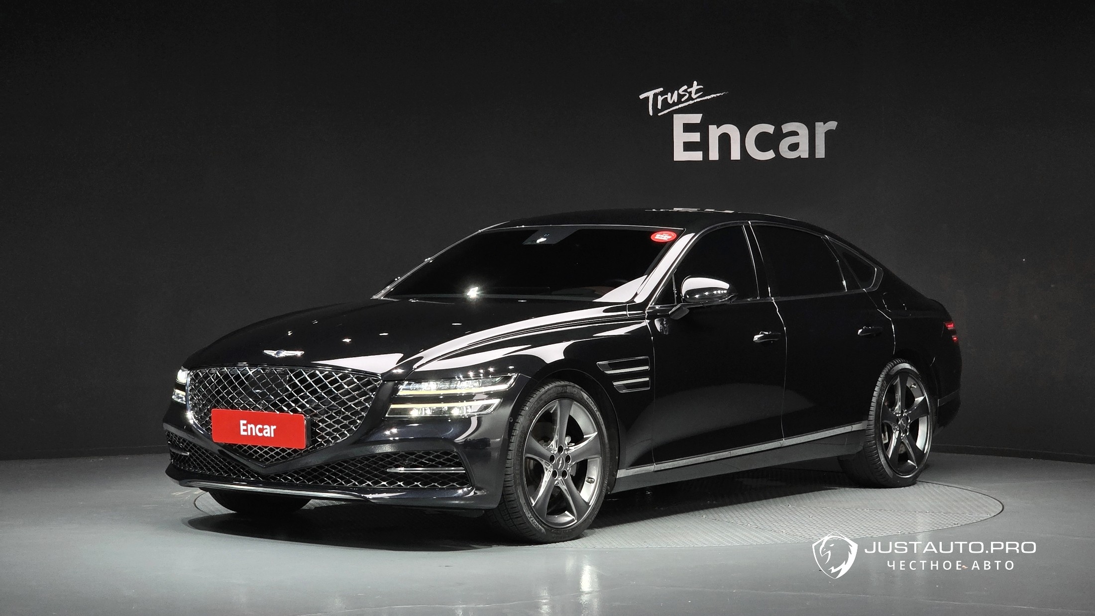 Автомобиль Genesis G80