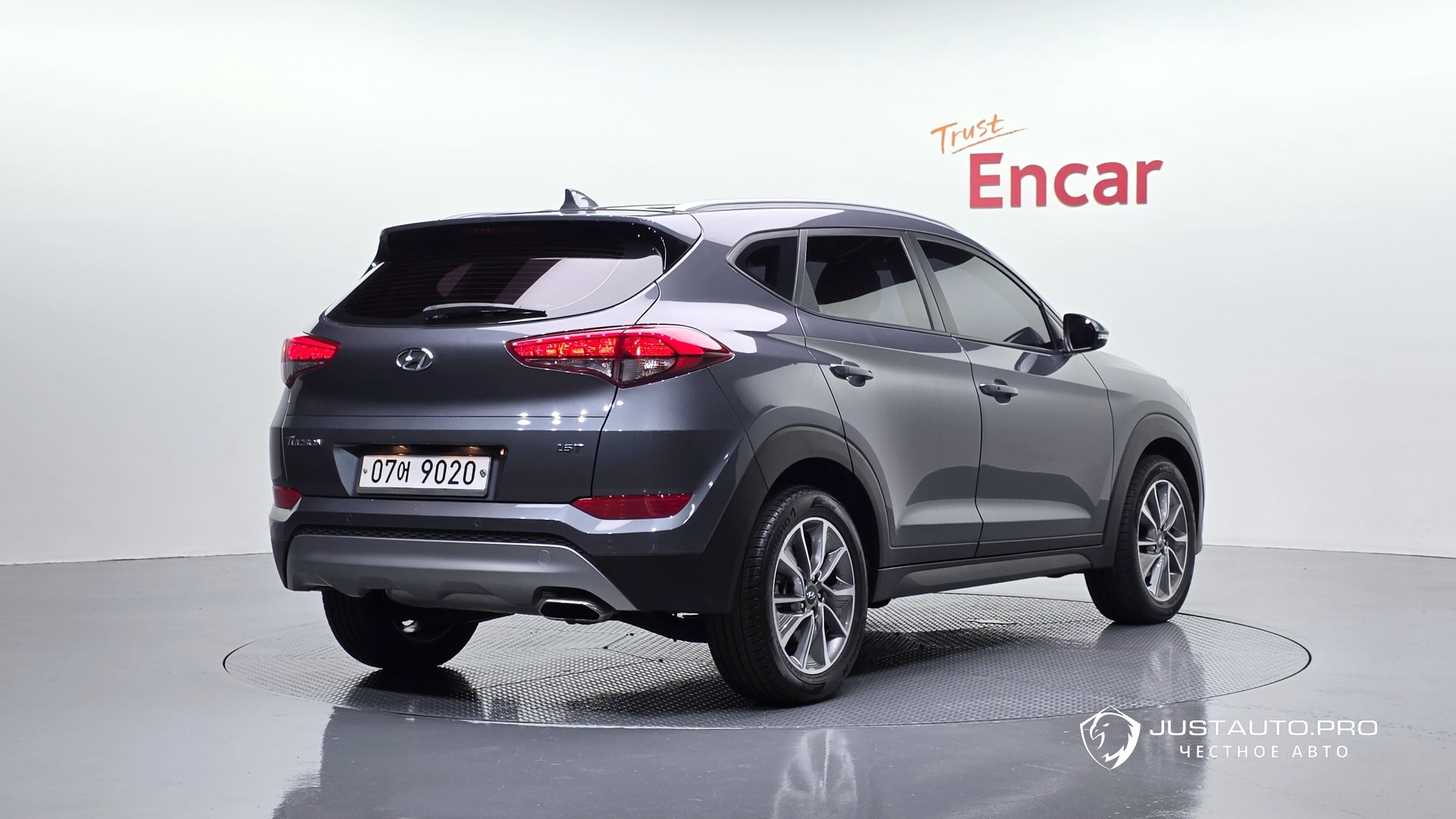 Автомобиль Hyundai Tucson