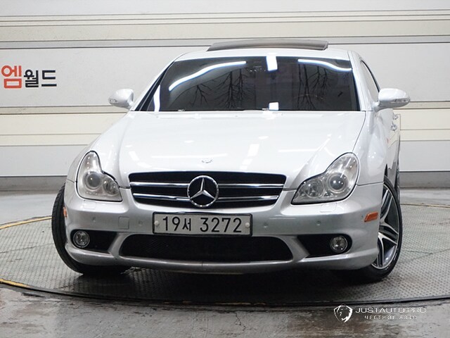 Автомобиль Mercedes-Benz CLS-Class