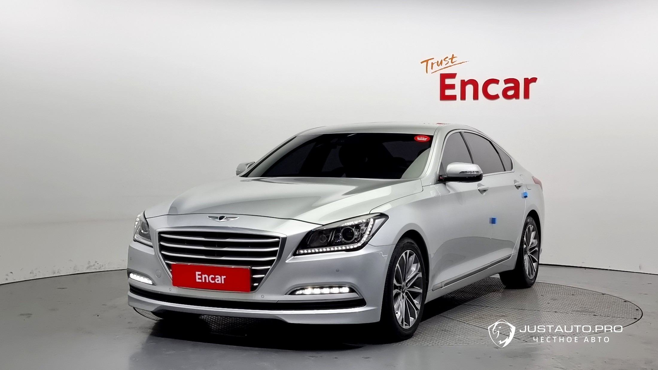Автомобиль Hyundai Genesis