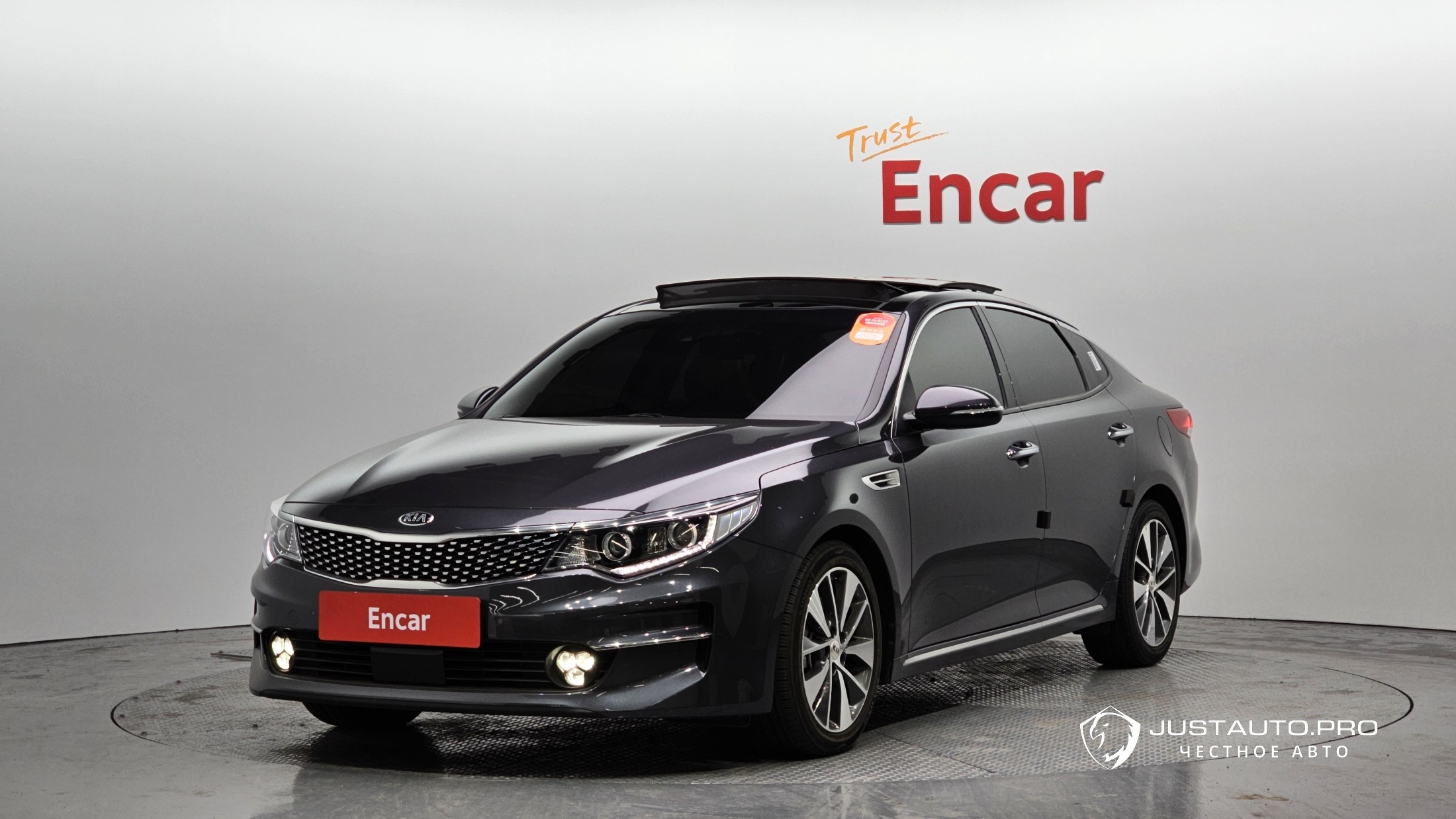 Автомобиль Kia K5