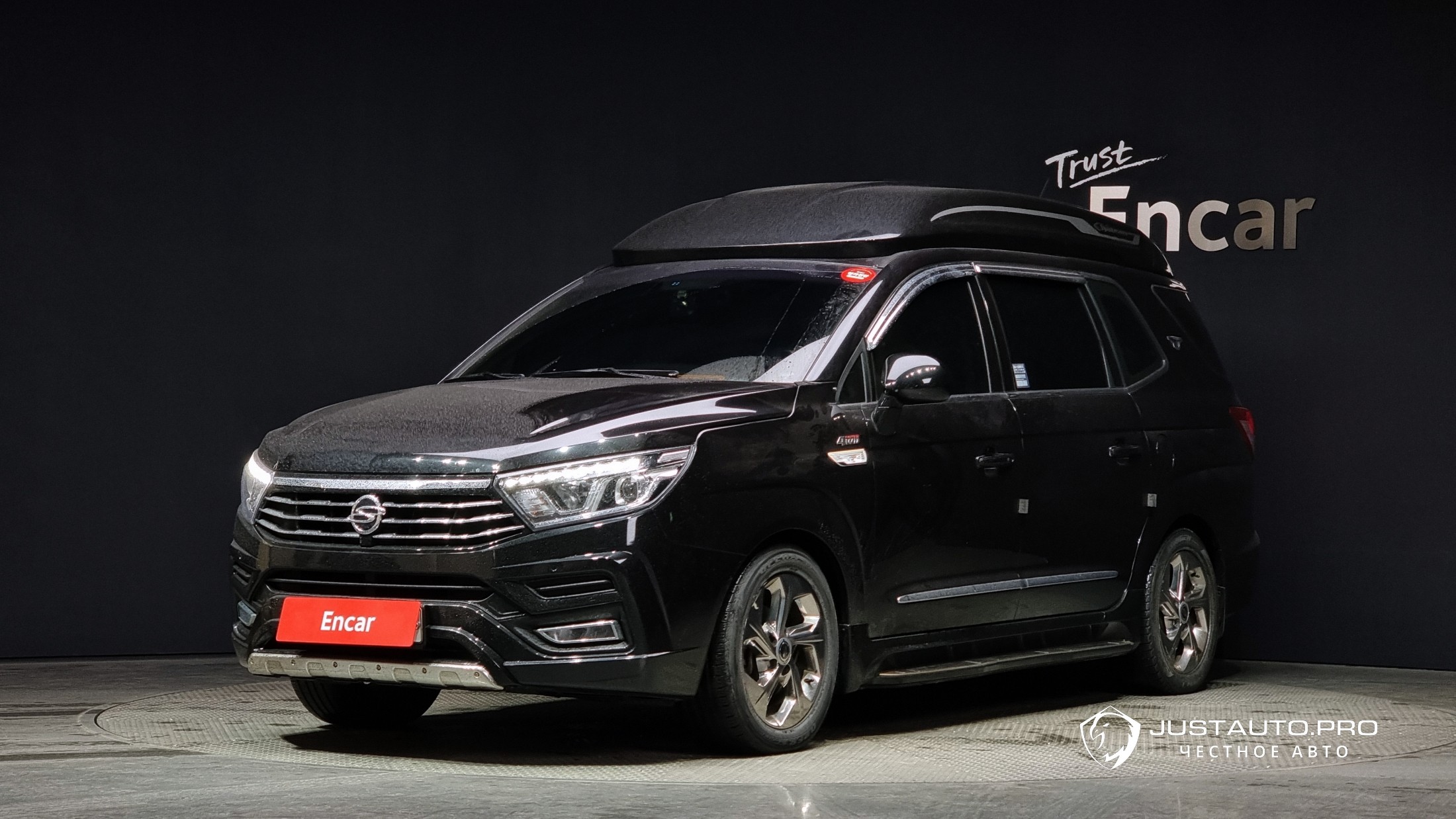Автомобиль KG_Mobility_Ssangyong KORANDO