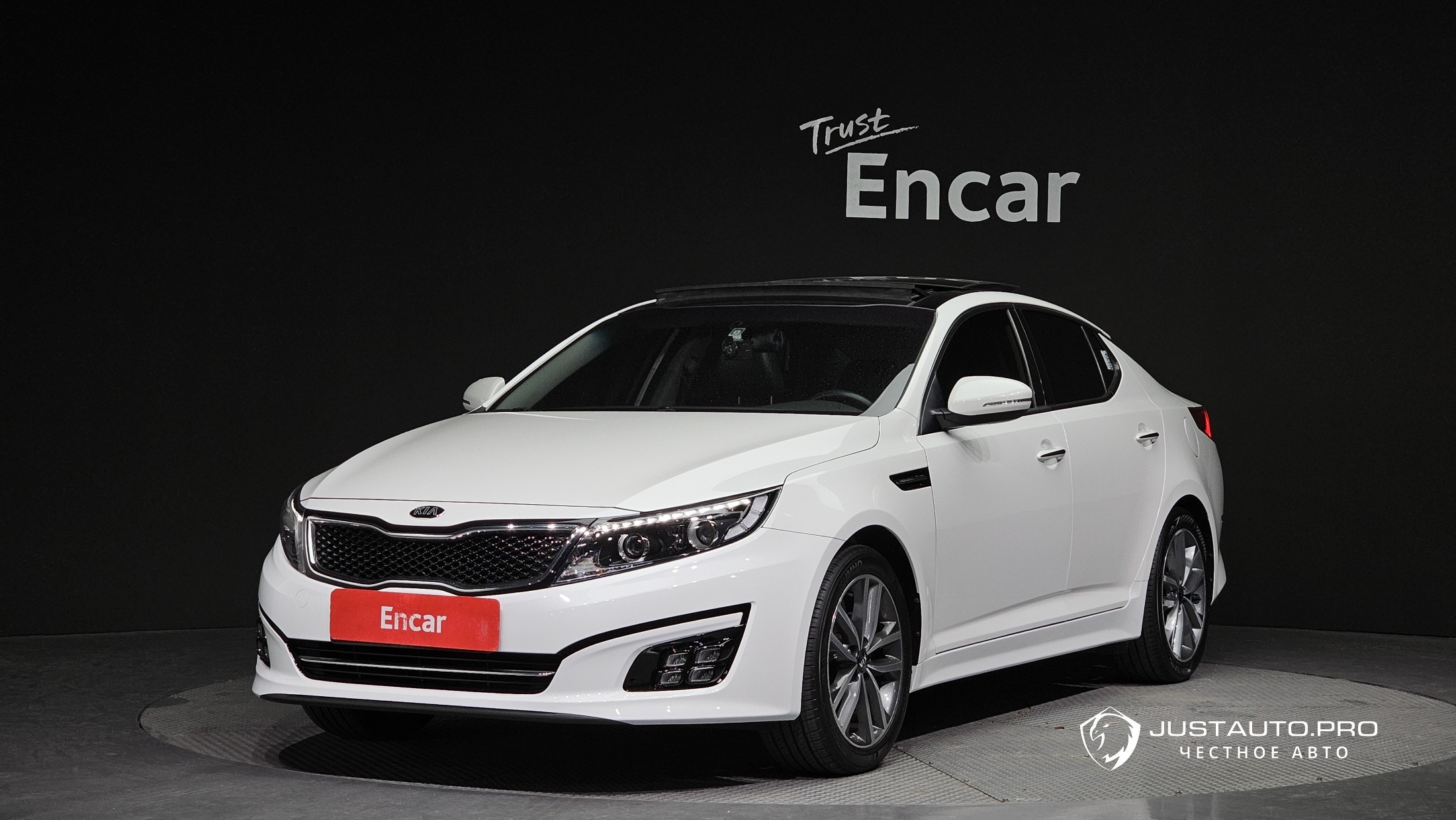 Автомобиль Kia K5