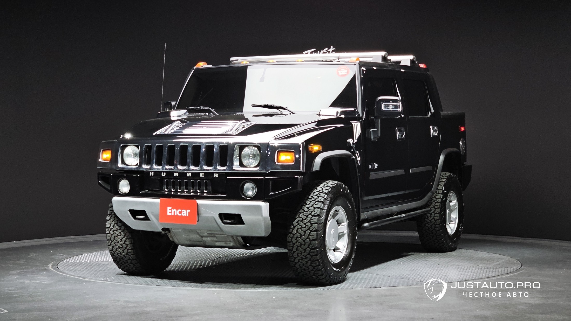 Автомобиль Hummer H2