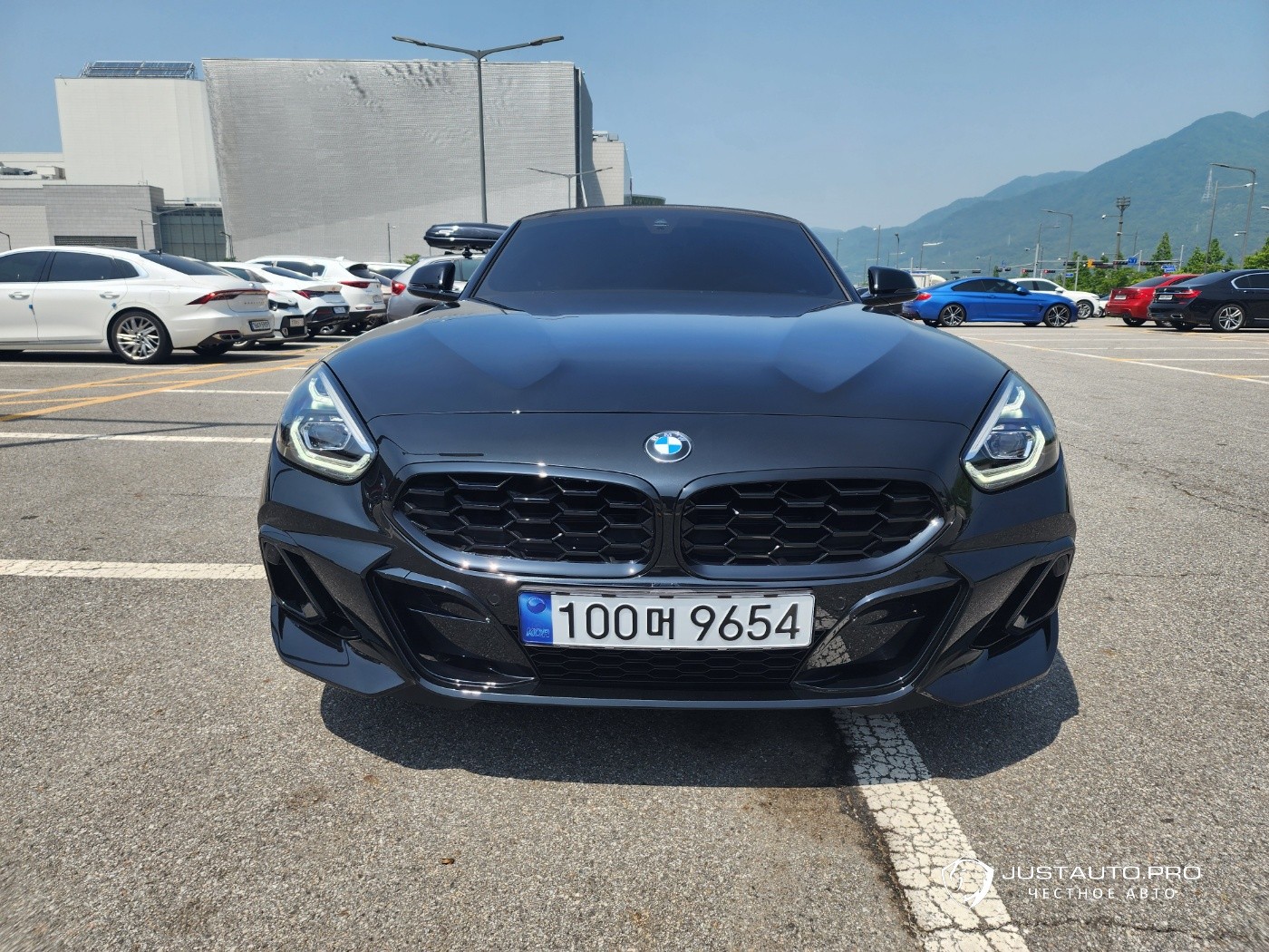 Автомобиль BMW Z4