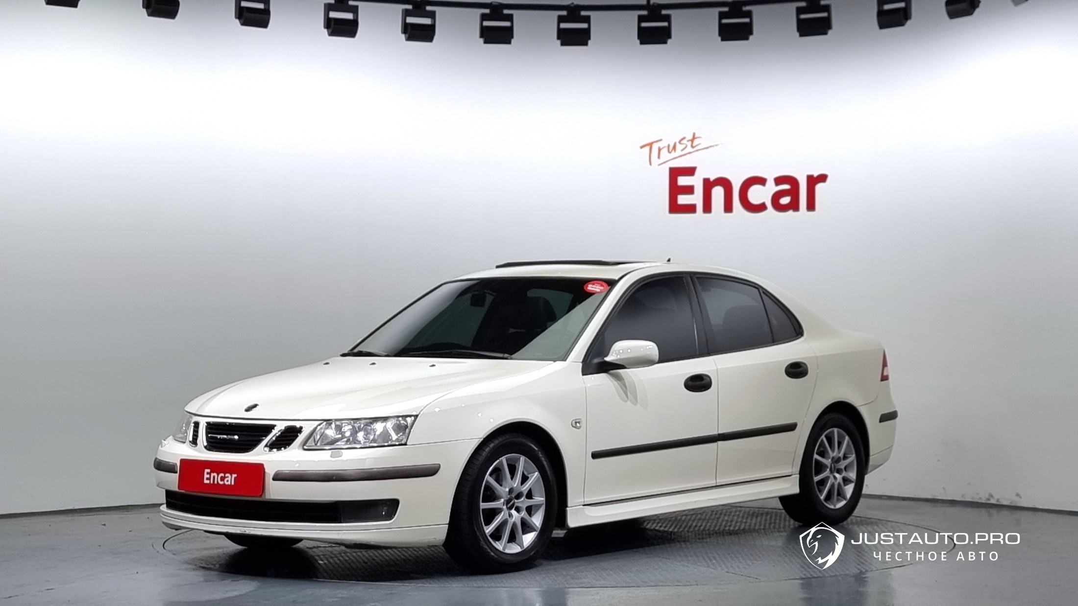 Автомобиль Saab 9-3