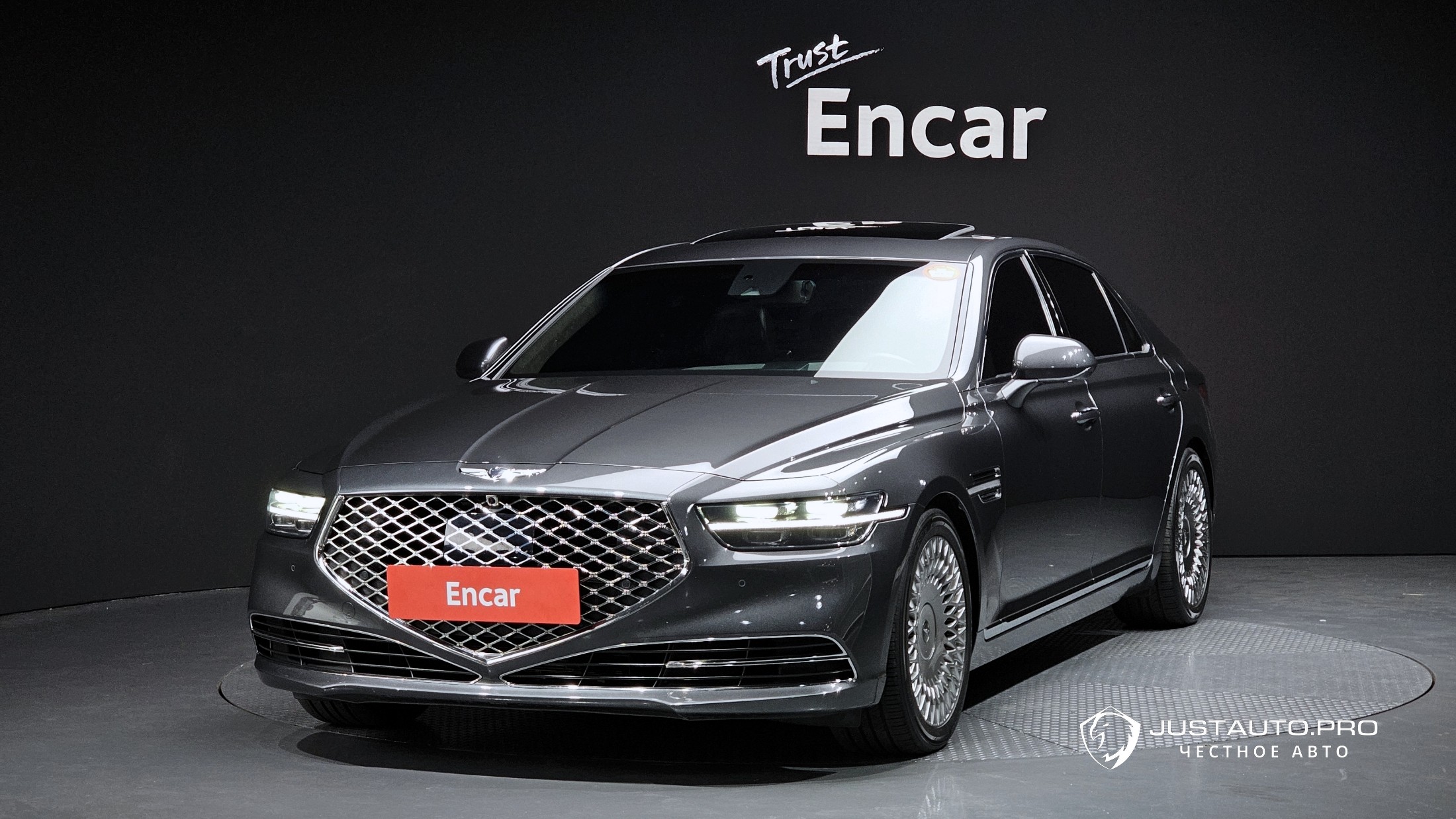Автомобиль Genesis G90