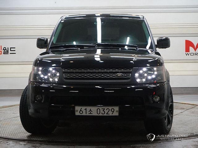 Автомобиль Land Rover Range Rover Sport