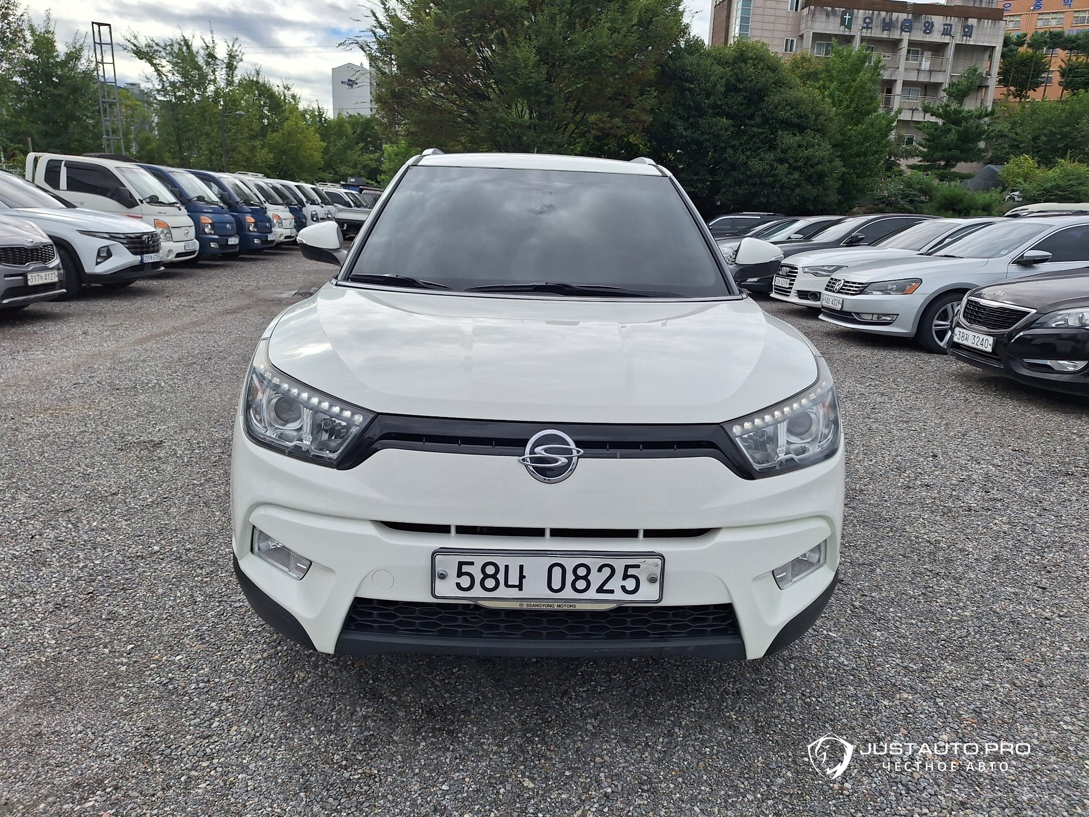 Автомобиль KG_Mobility_Ssangyong TIBOLI