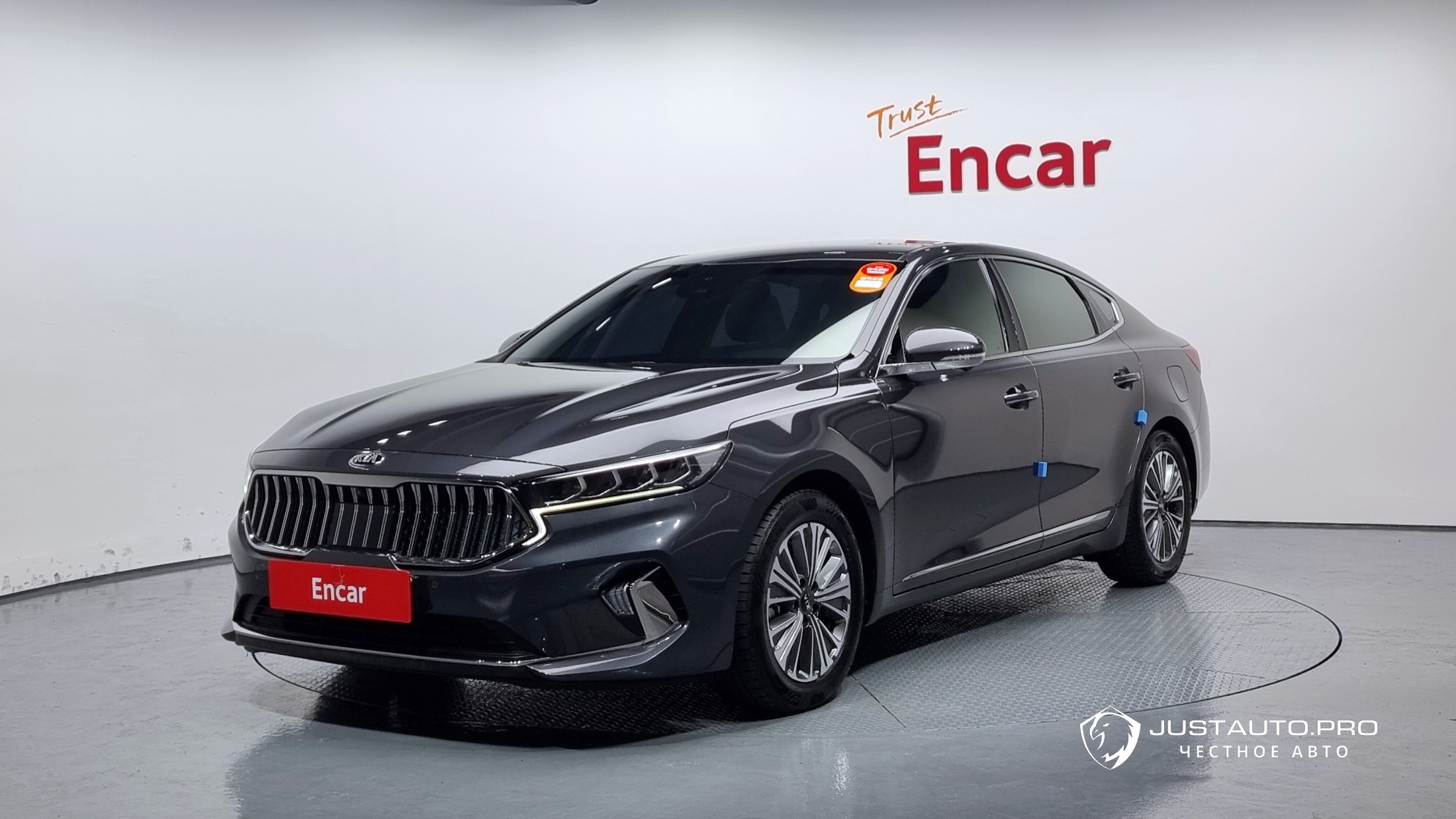 Автомобиль Kia K7