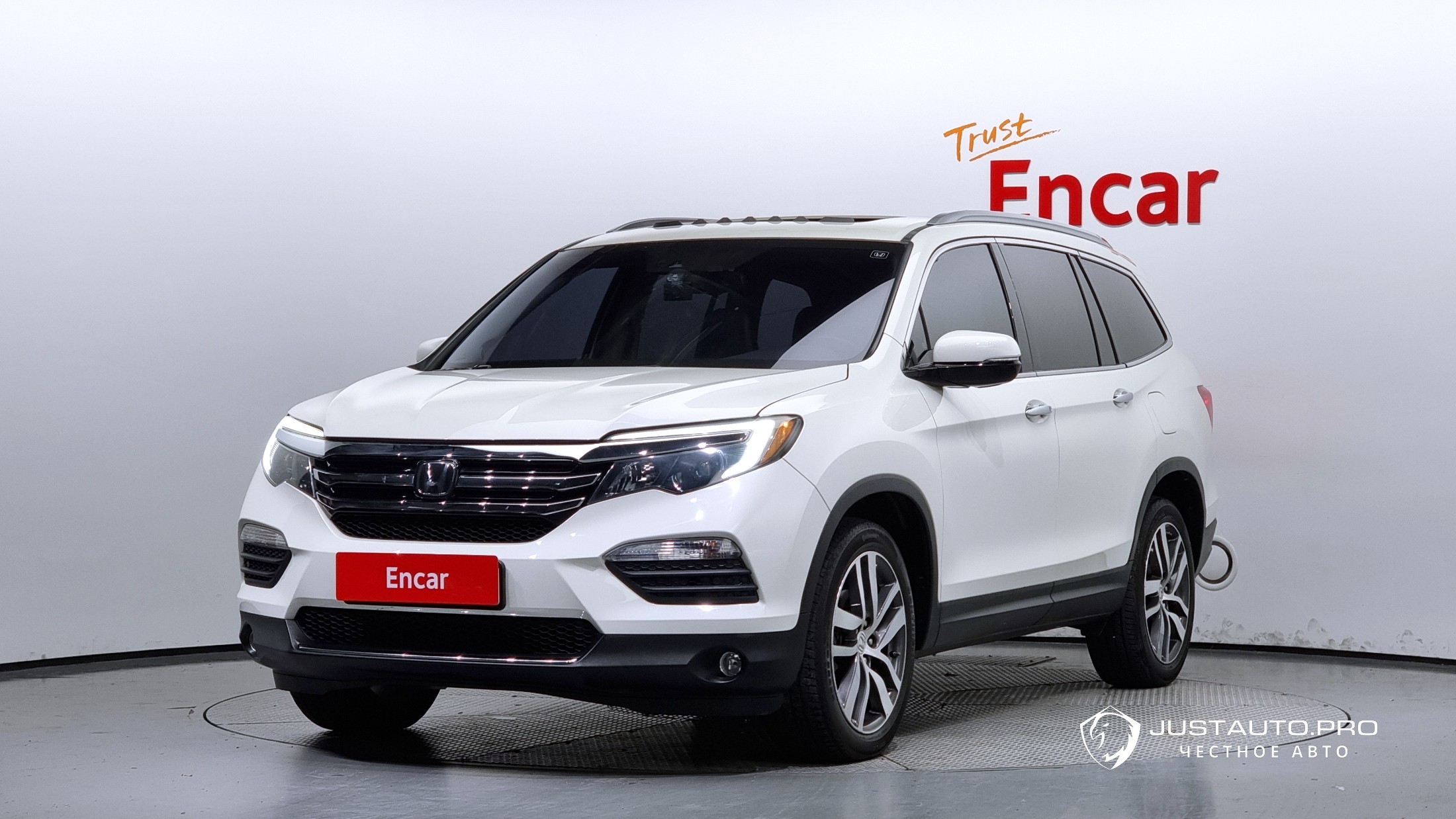 Автомобиль Honda Pilot