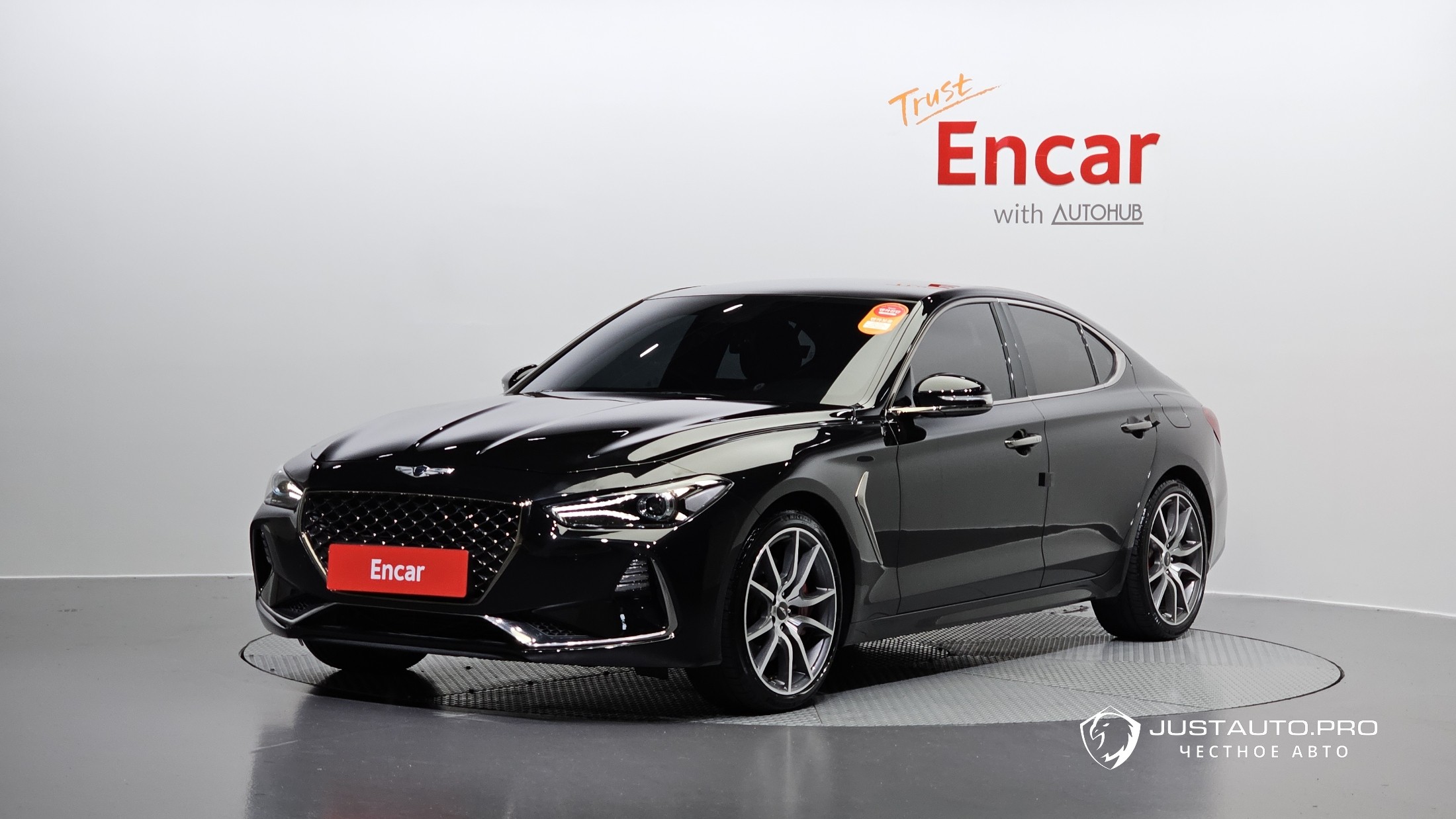 Автомобиль Genesis G70