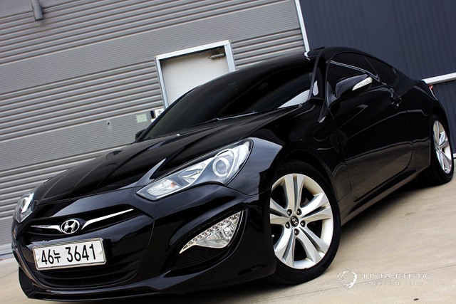 Автомобиль Hyundai Genesis