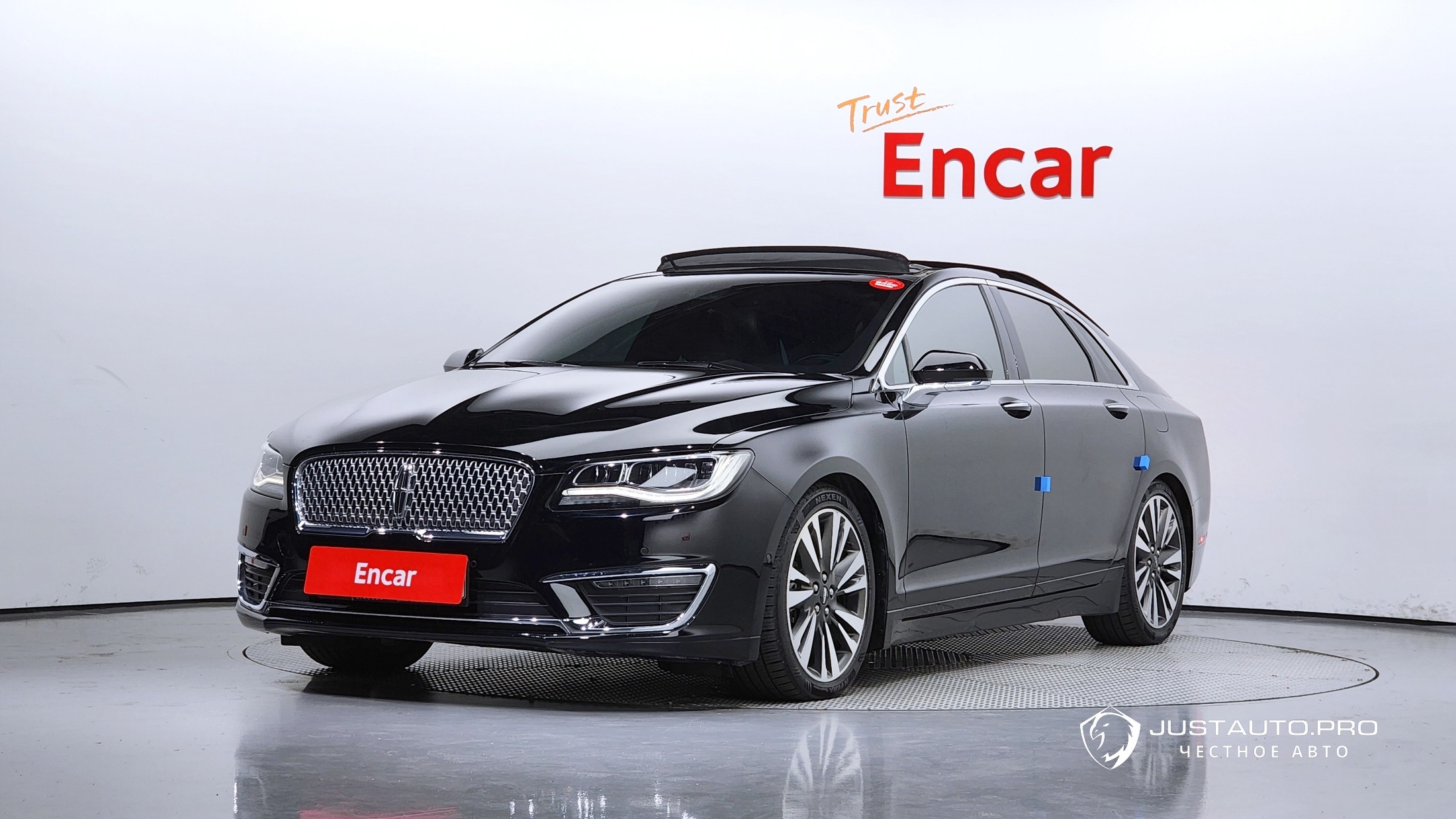 Автомобиль Lincoln MKZ
