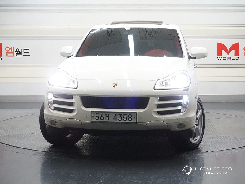 Автомобиль Porsche Cayenne