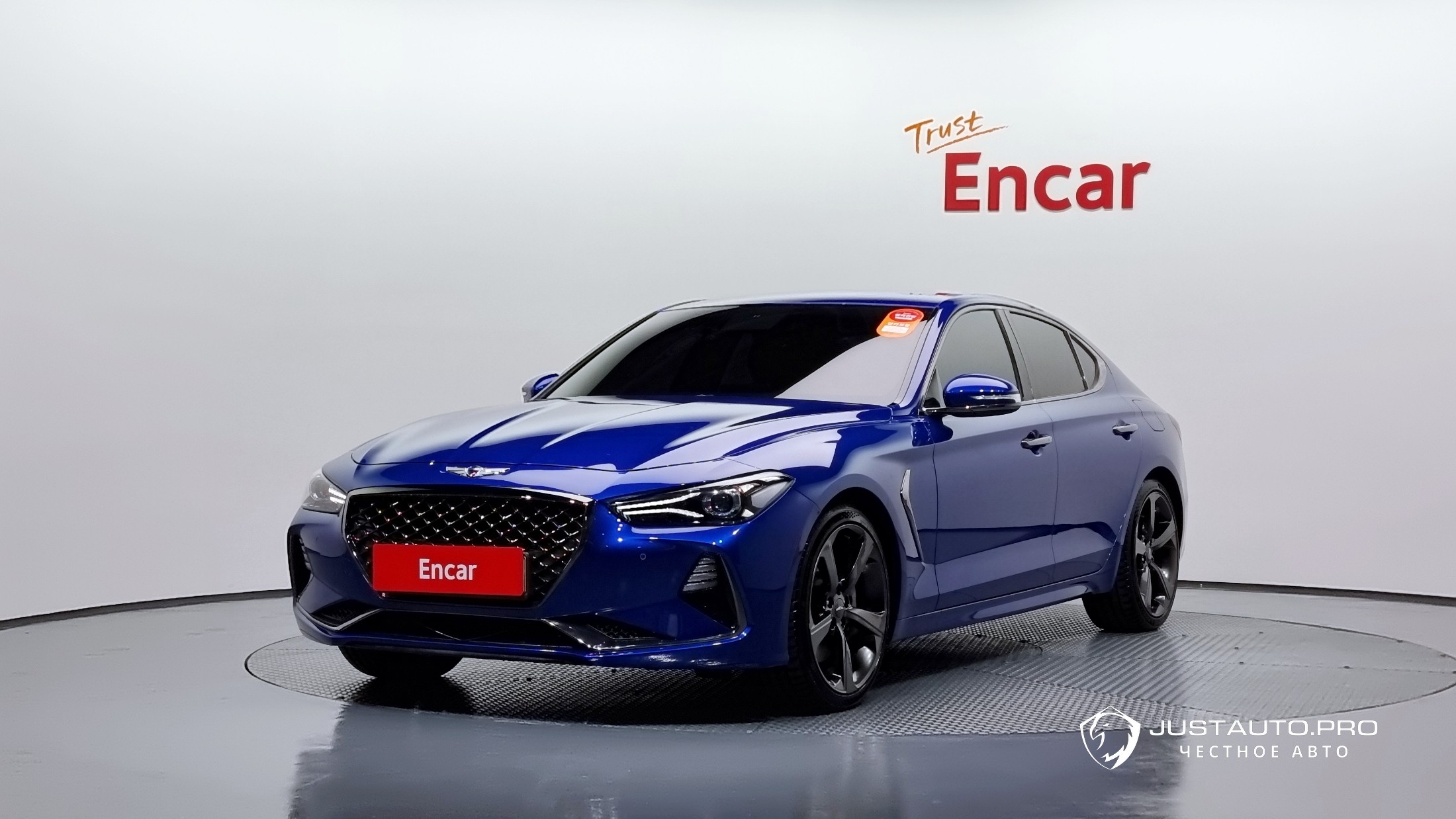 Автомобиль Genesis G70