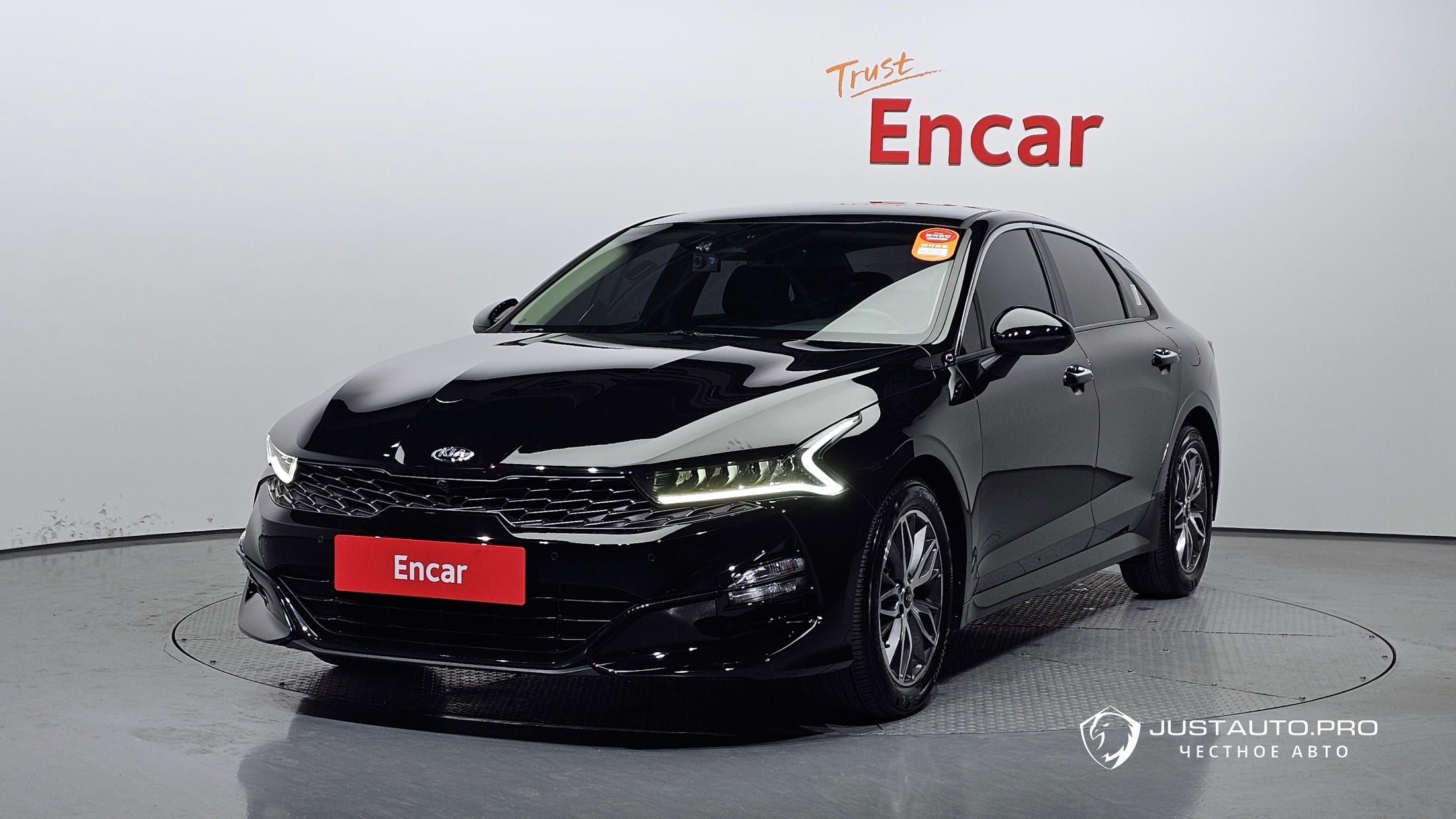 Автомобиль Kia K5