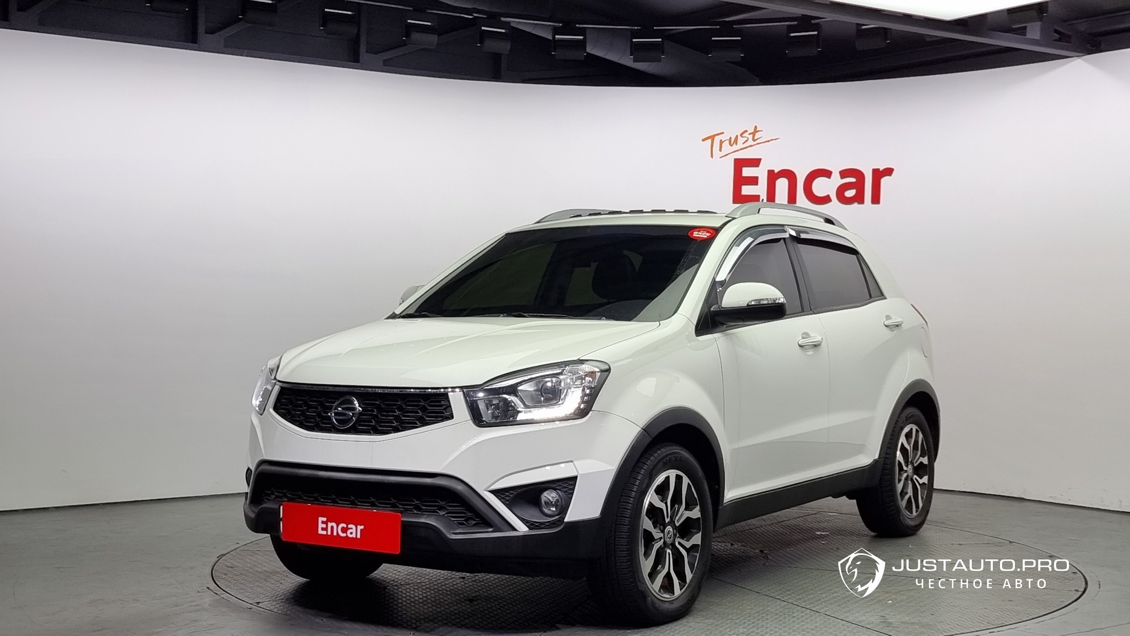 Автомобиль KG_Mobility_Ssangyong KORANDO