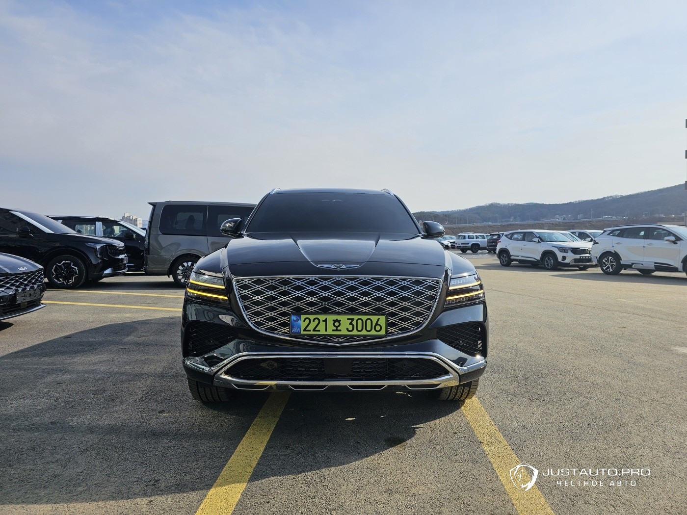 Автомобиль Genesis GV80