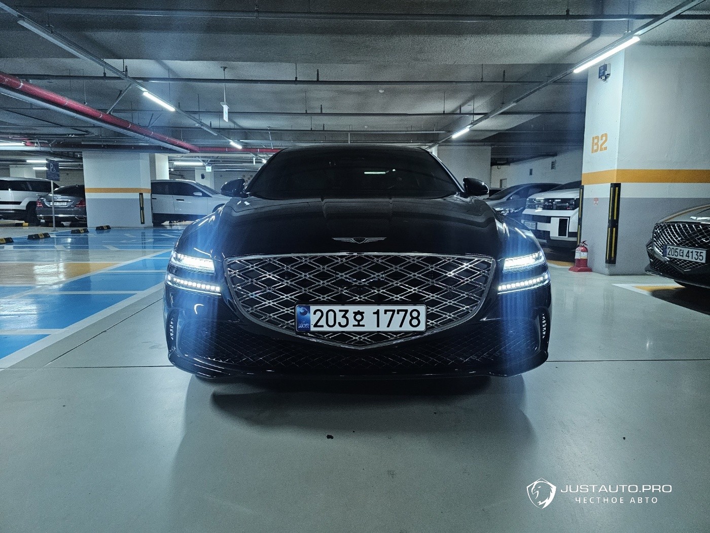 Автомобиль Genesis G80