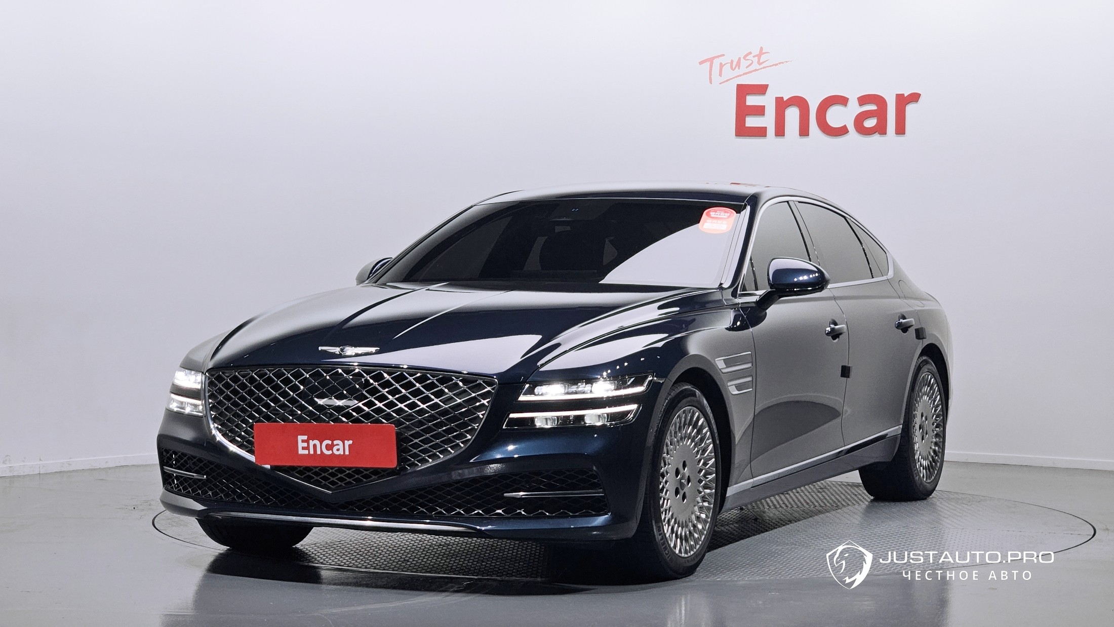 Автомобиль Genesis G80