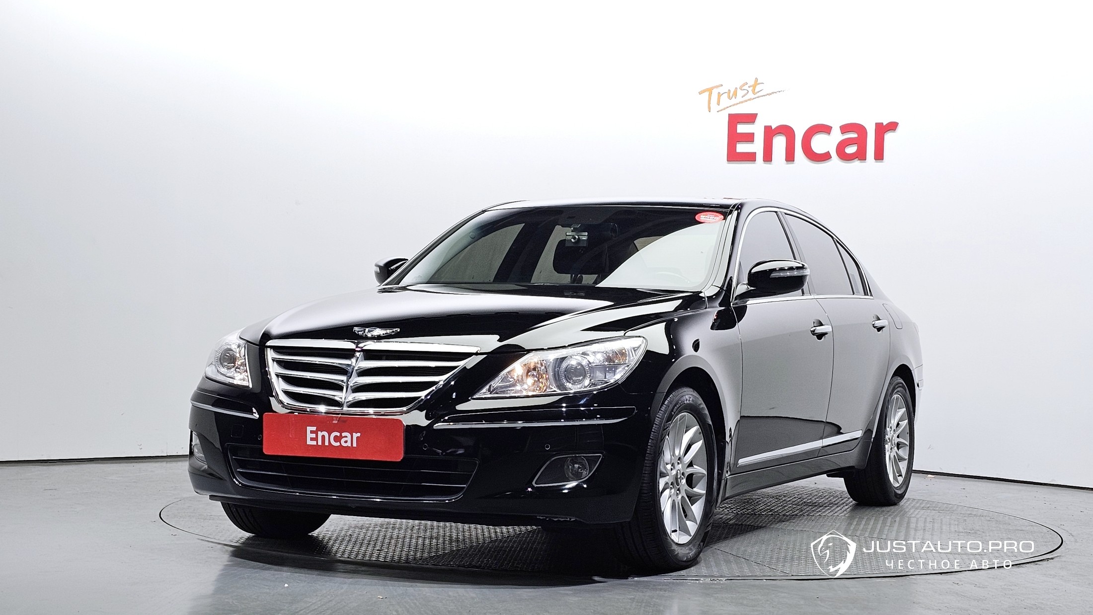 Автомобиль Hyundai Genesis