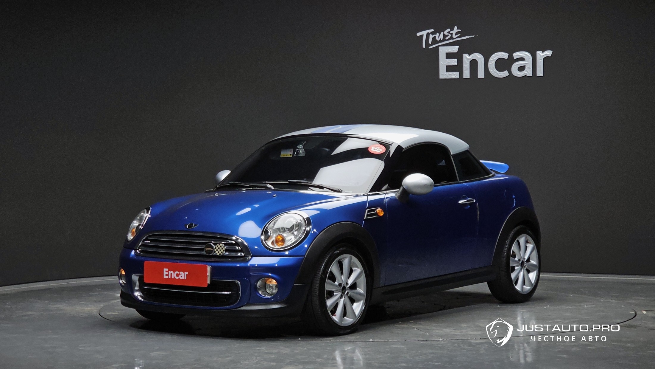 Автомобиль Mini Coupe