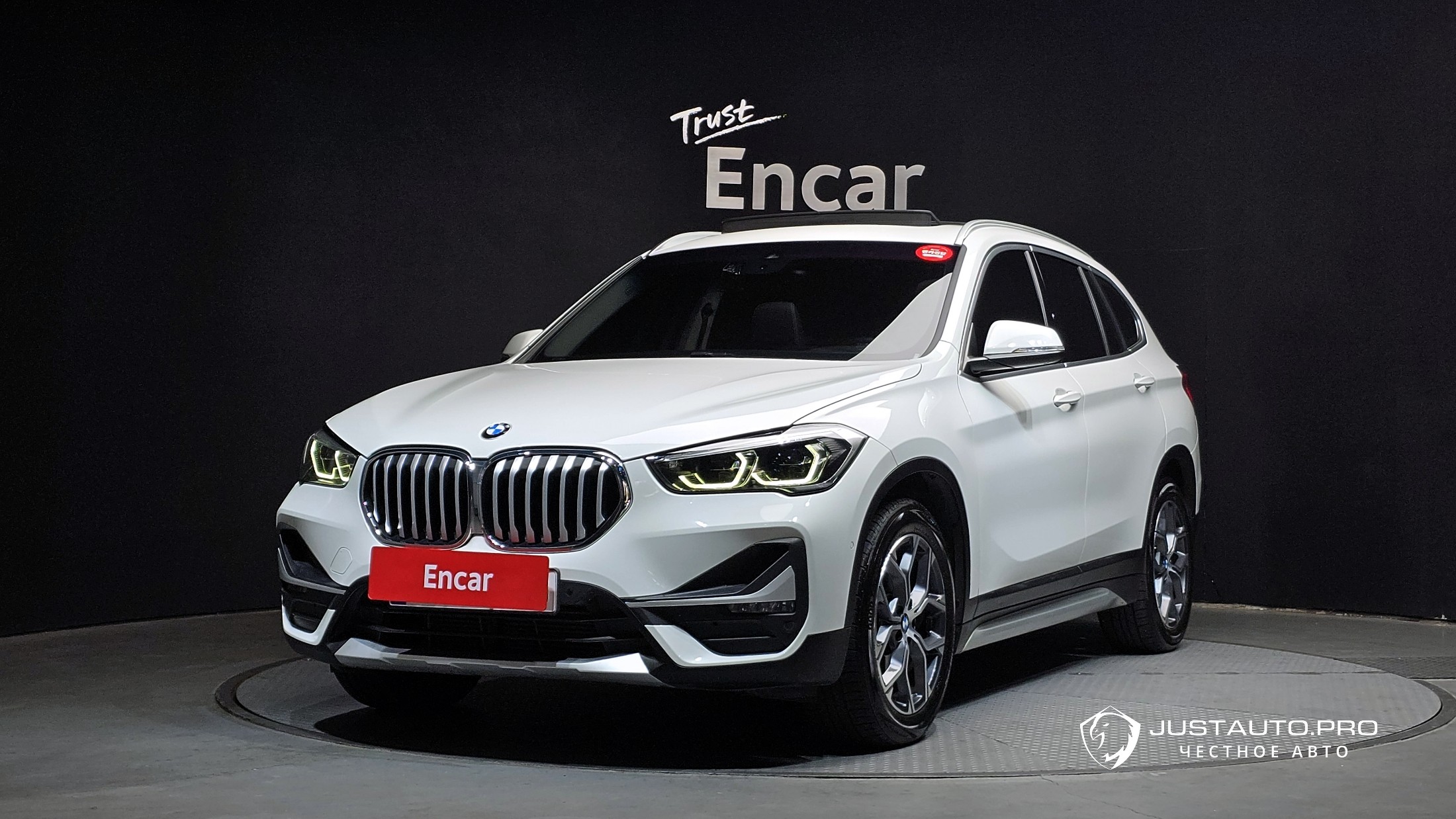 Автомобиль BMW X1