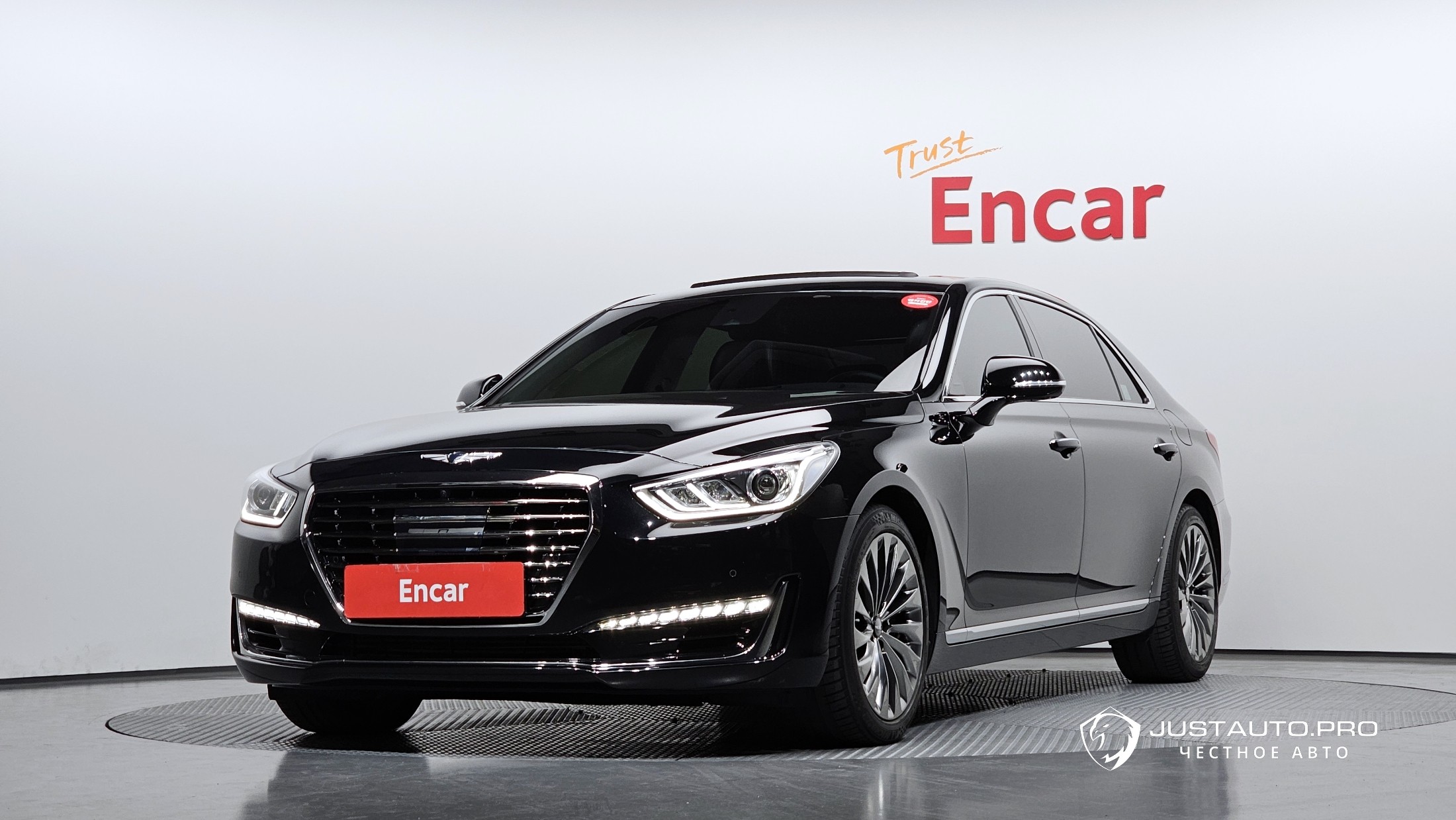 Автомобиль Genesis EQ900