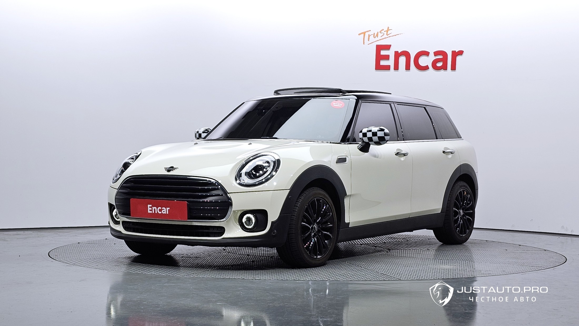 Автомобиль Mini Clubman