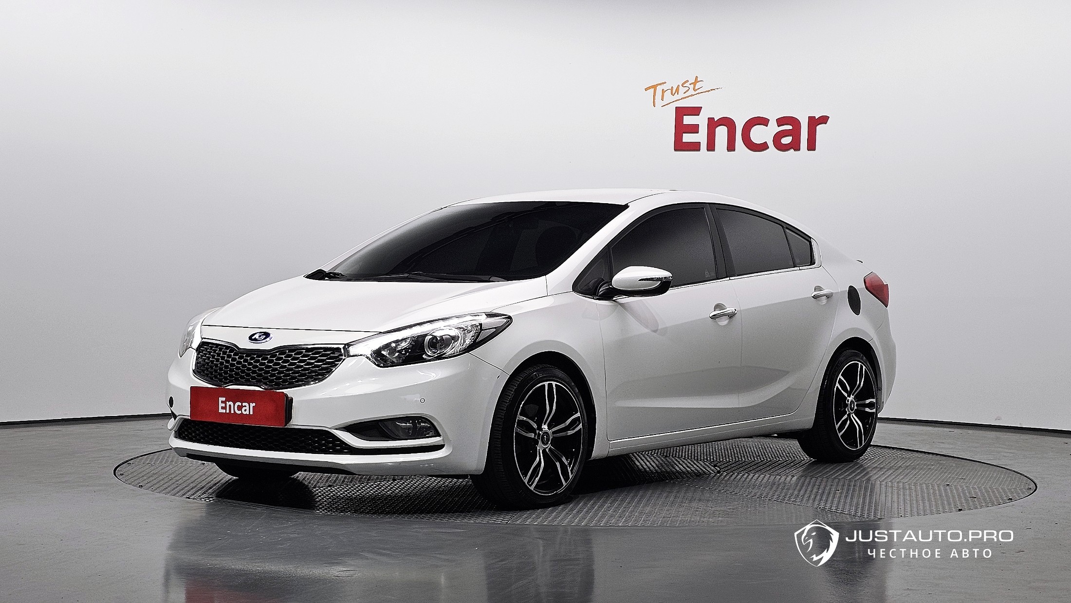 Автомобиль Kia K3
