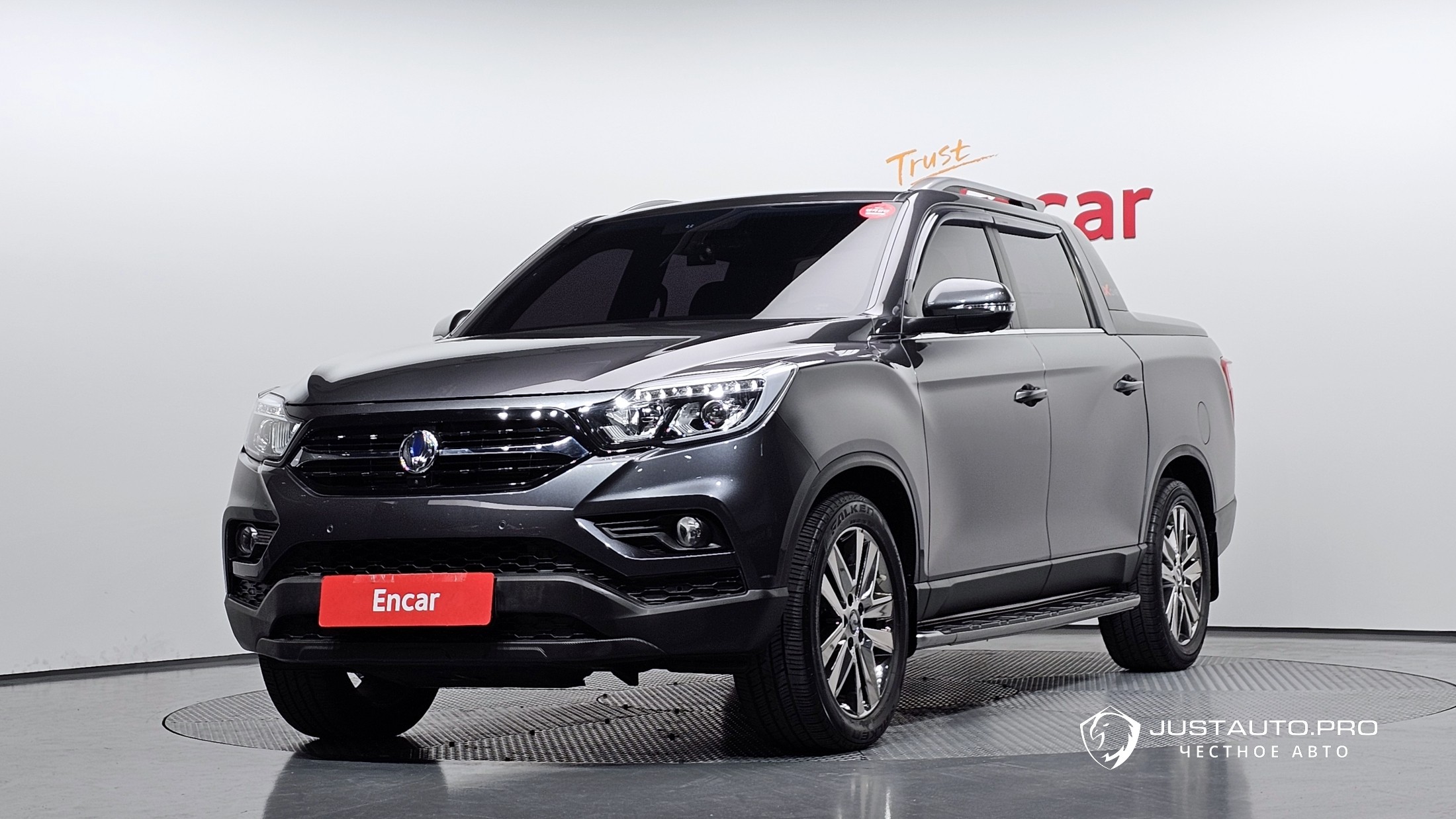 Автомобиль KG_Mobility_Ssangyong Rexton