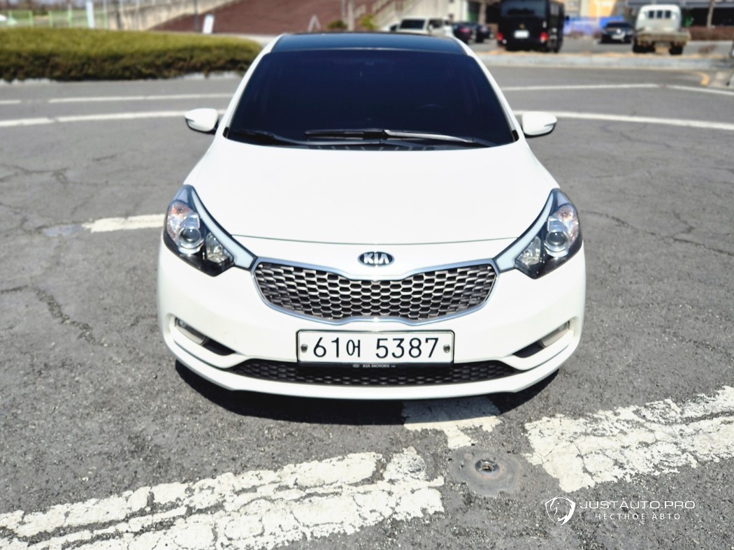 Автомобиль Kia K3