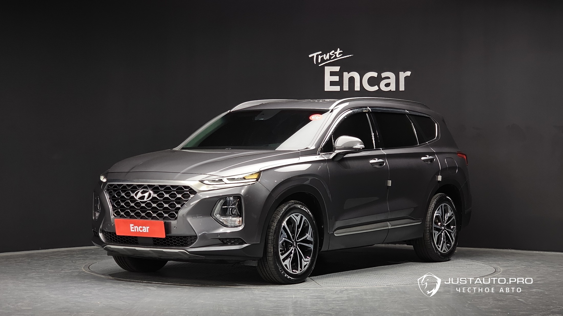 Автомобиль Hyundai Santafe