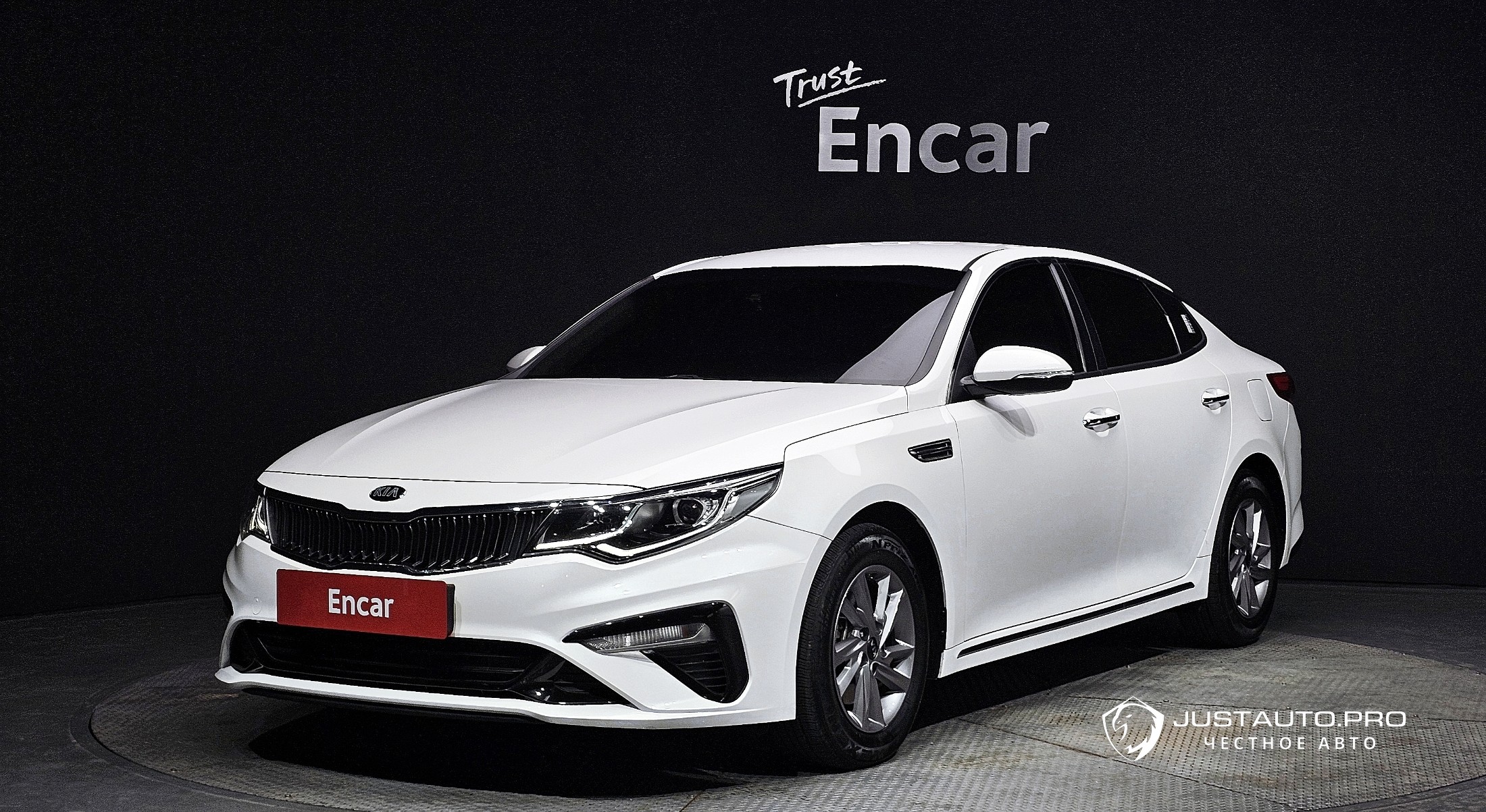 Автомобиль Kia K5