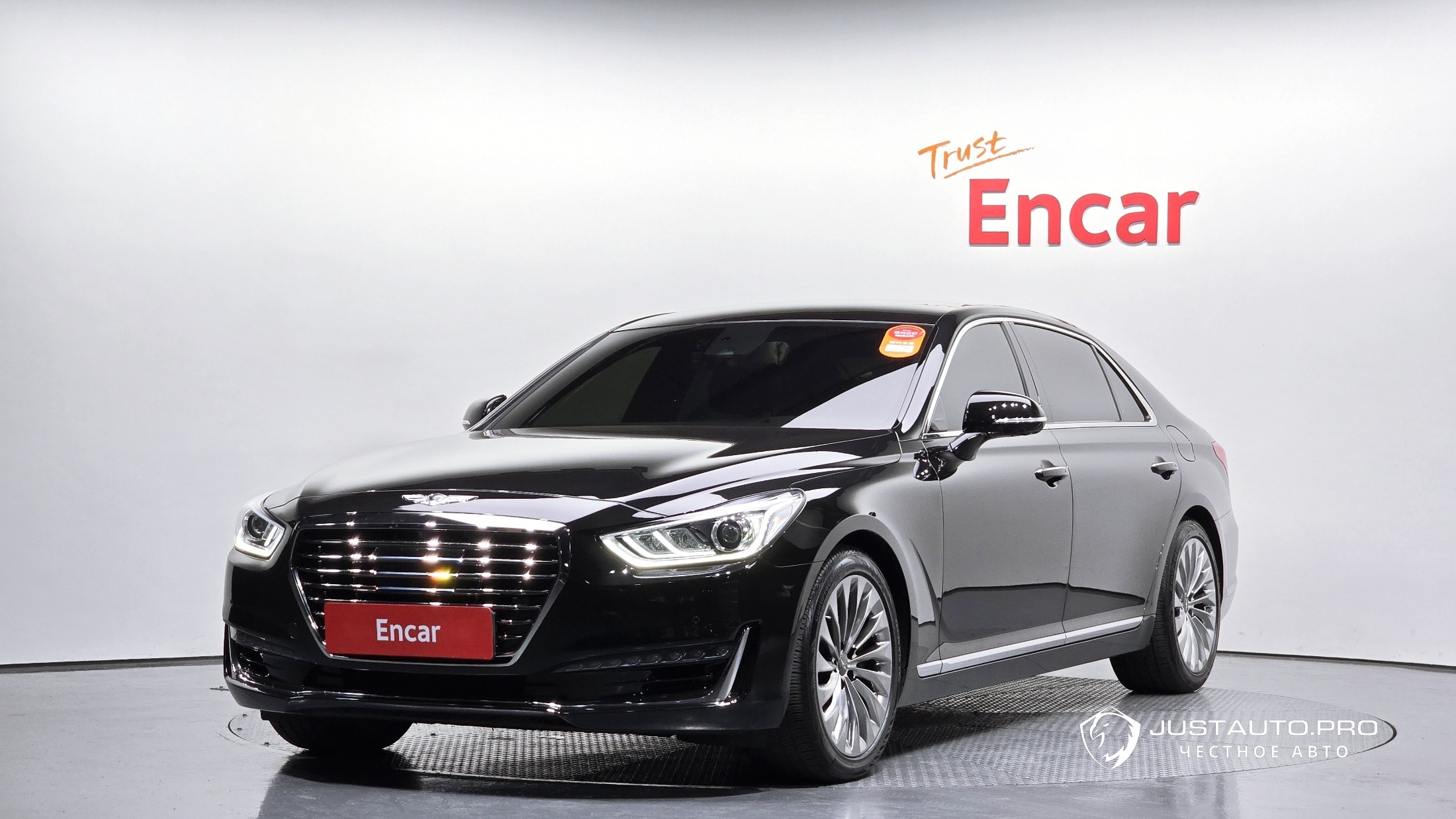 Автомобиль Genesis EQ900